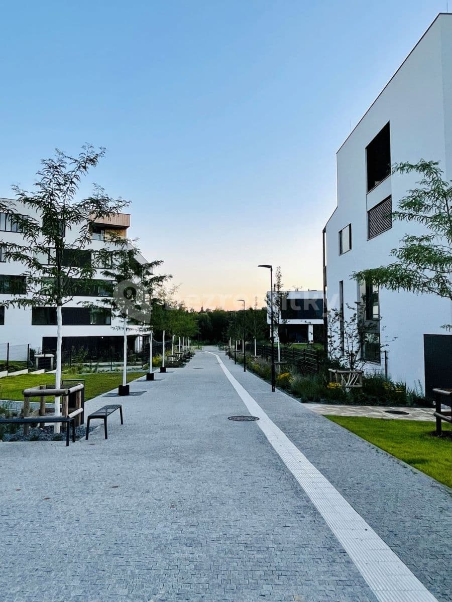 Pronájem bytu 1+kk 32 m², Vrbova, Praha, Praha Pronájem bytu 1+kk 32 m², Vrbova, Praha, Praha