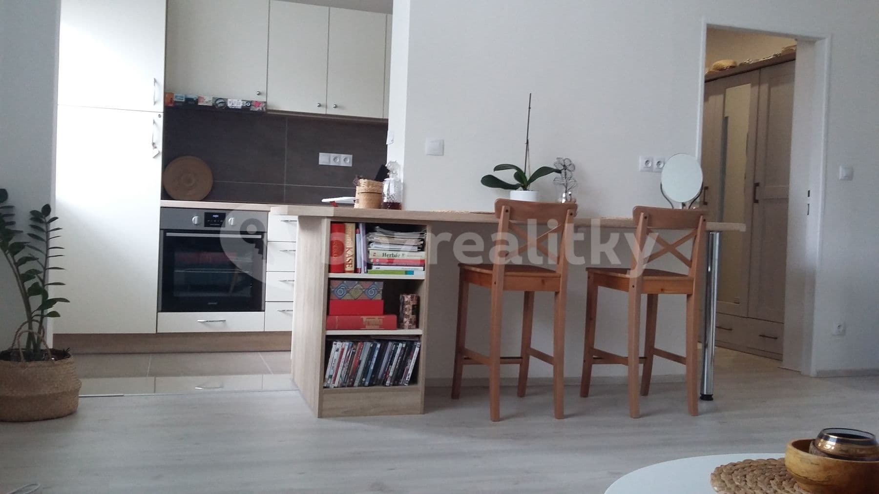 Pronájem bytu 1+kk 40 m², V Hlinkách, Beroun, Středočeský kraj Pronájem bytu 1+kk 40 m², V Hlinkách, Beroun, Středočeský kraj