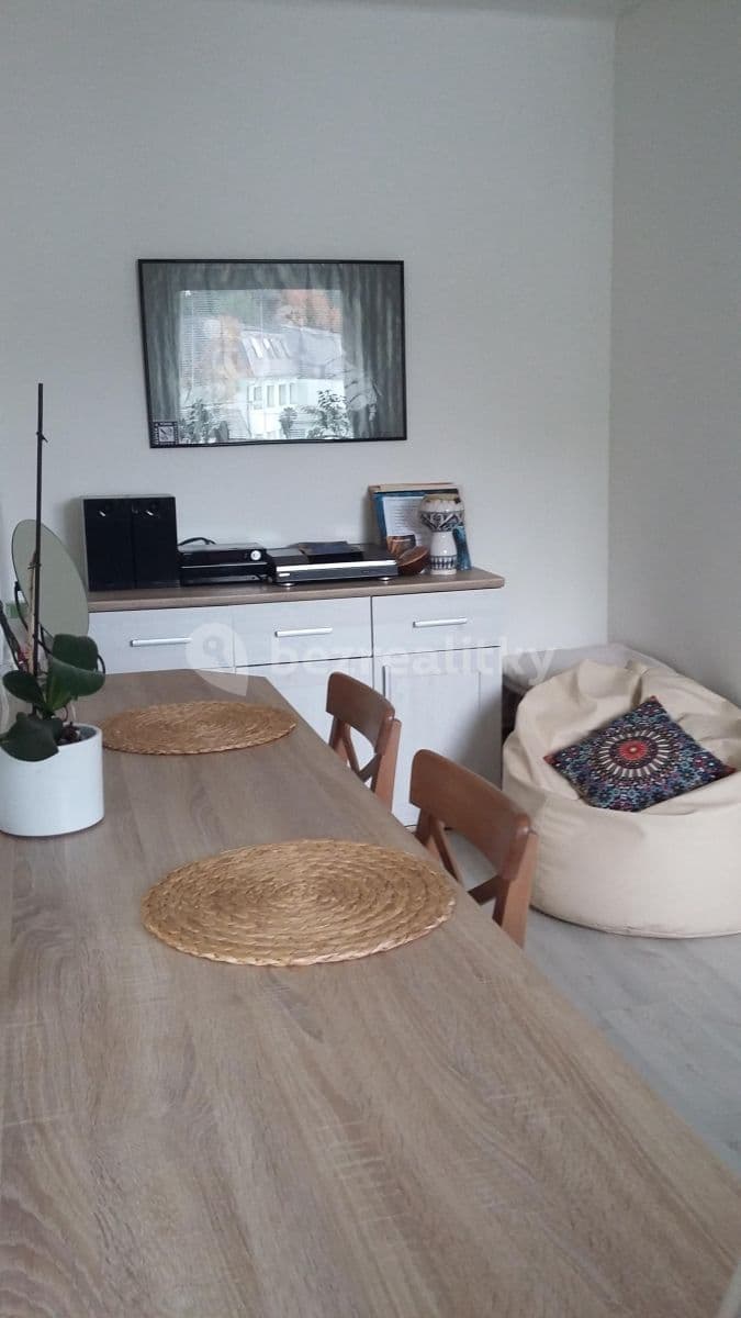 Pronájem bytu 1+kk 40 m², V Hlinkách, Beroun, Středočeský kraj Pronájem bytu 1+kk 40 m², V Hlinkách, Beroun, Středočeský kraj