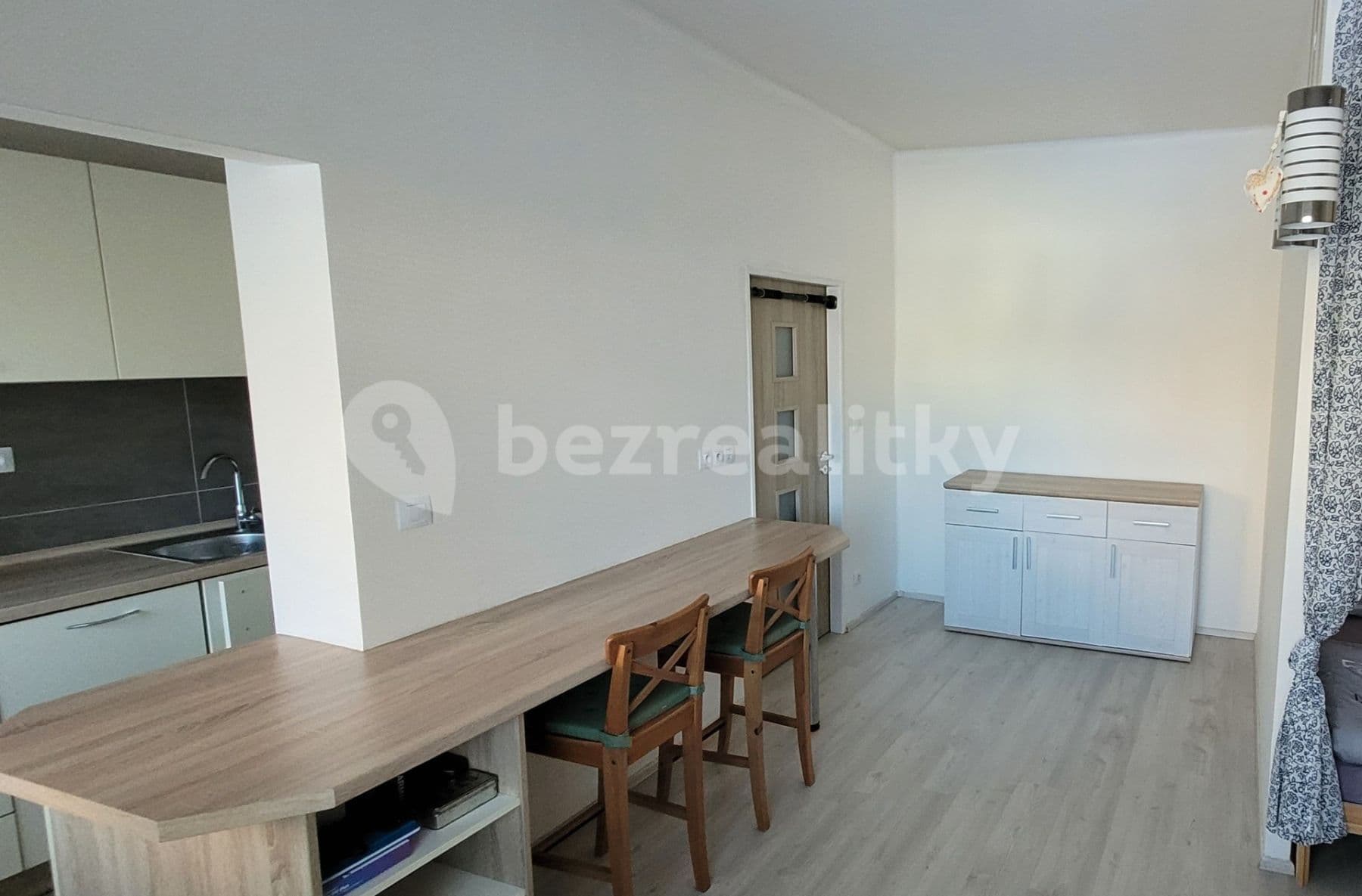Pronájem bytu 1+kk 40 m², V Hlinkách, Beroun, Středočeský kraj Pronájem bytu 1+kk 40 m², V Hlinkách, Beroun, Středočeský kraj