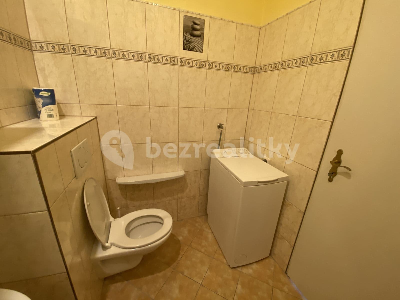 Pronájem bytu Garsoniéra 22 m², Růžový palouček, Ústí nad Labem, Ústecký kraj Pronájem bytu Garsoniéra 22 m², Růžový palouček, Ústí nad Labem, Ústecký kraj