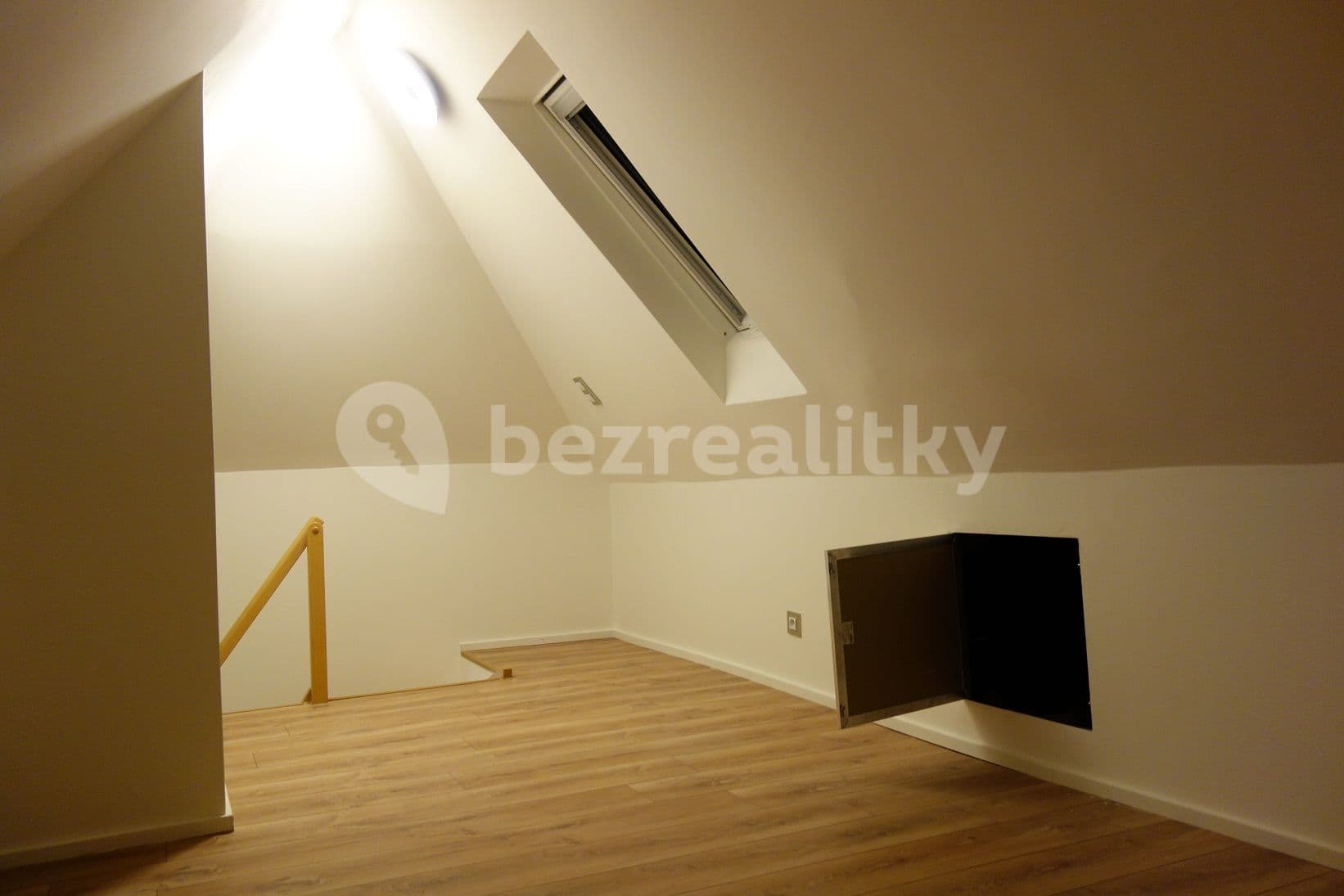 Pronájem bytu 3+1 90 m², U Háje, Praha, Praha Pronájem bytu 3+1 90 m², U Háje, Praha, Praha
