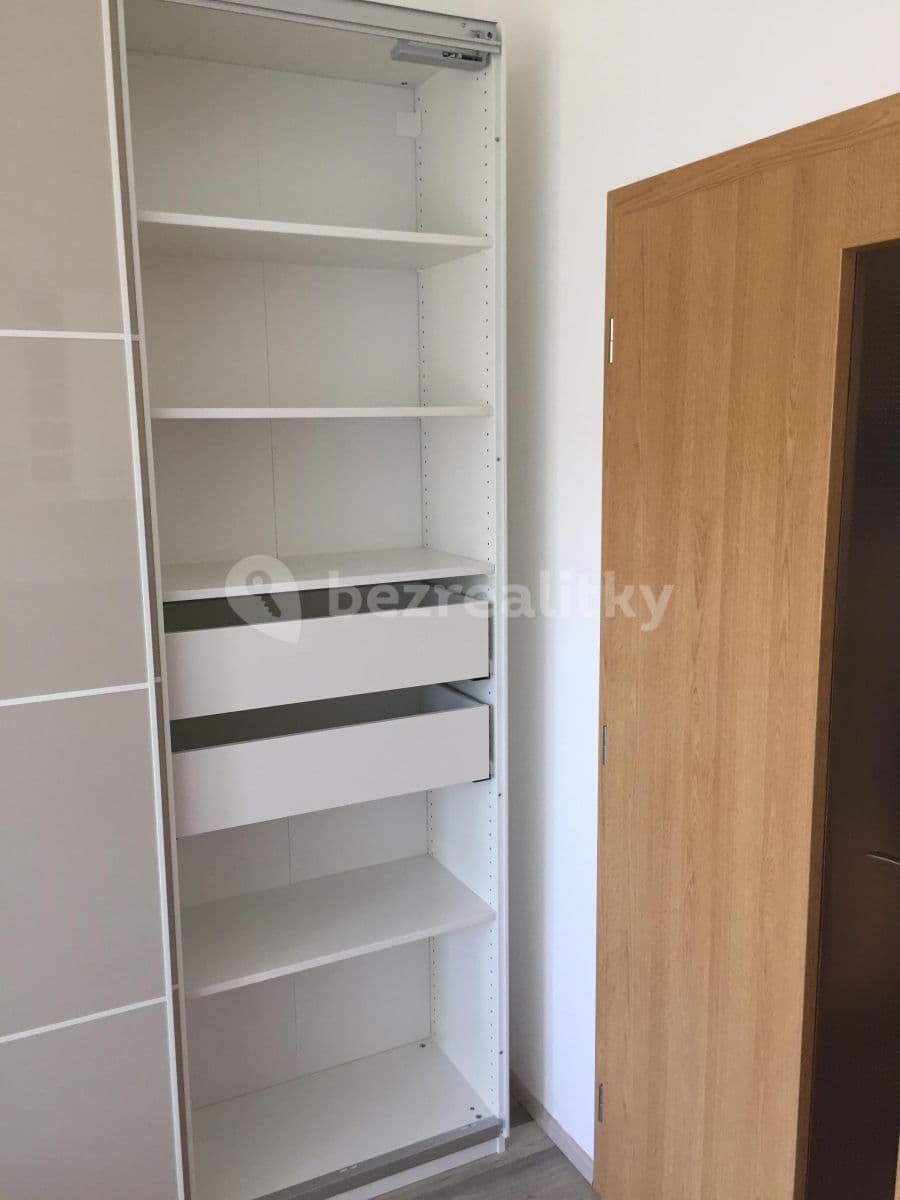 Pronájem bytu 1+kk 29 m², U Slovanky, Praha, Praha Pronájem bytu 1+kk 29 m², U Slovanky, Praha, Praha
