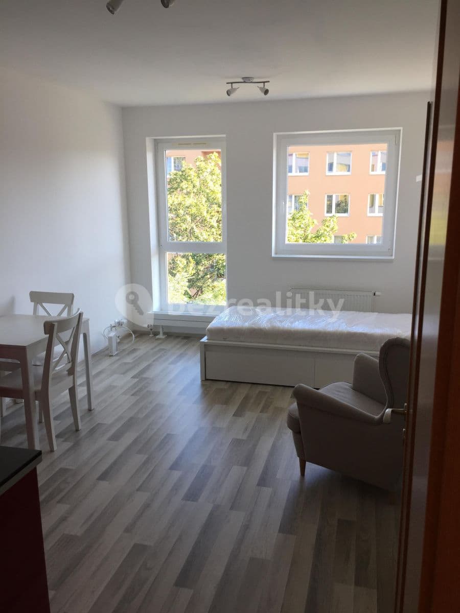 Pronájem bytu 1+kk 29 m², U Slovanky, Praha, Praha Pronájem bytu 1+kk 29 m², U Slovanky, Praha, Praha