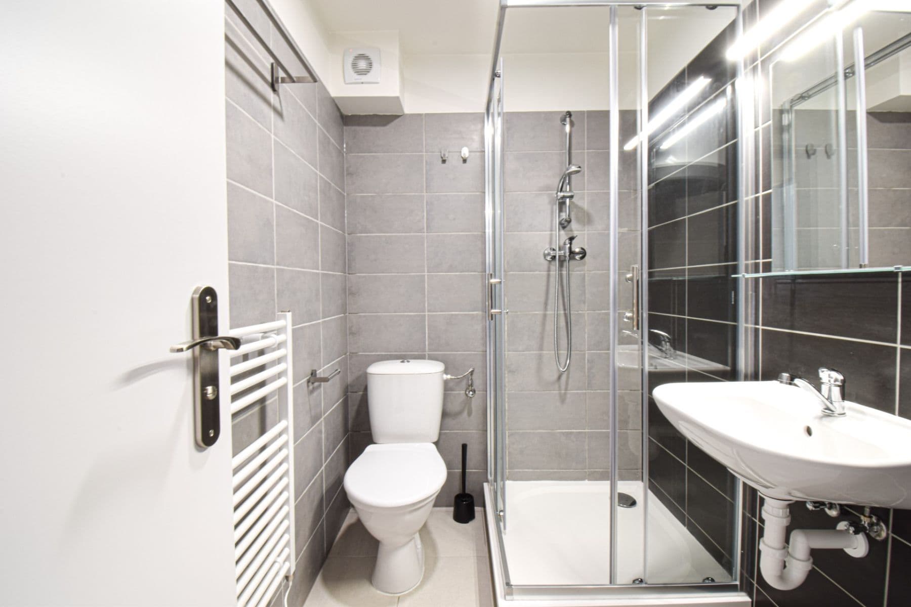 Pronájem bytu 2+1 32 m², Hybešova, Brno, Jihomoravský kraj Pronájem bytu 2+1 32 m², Hybešova, Brno, Jihomoravský kraj