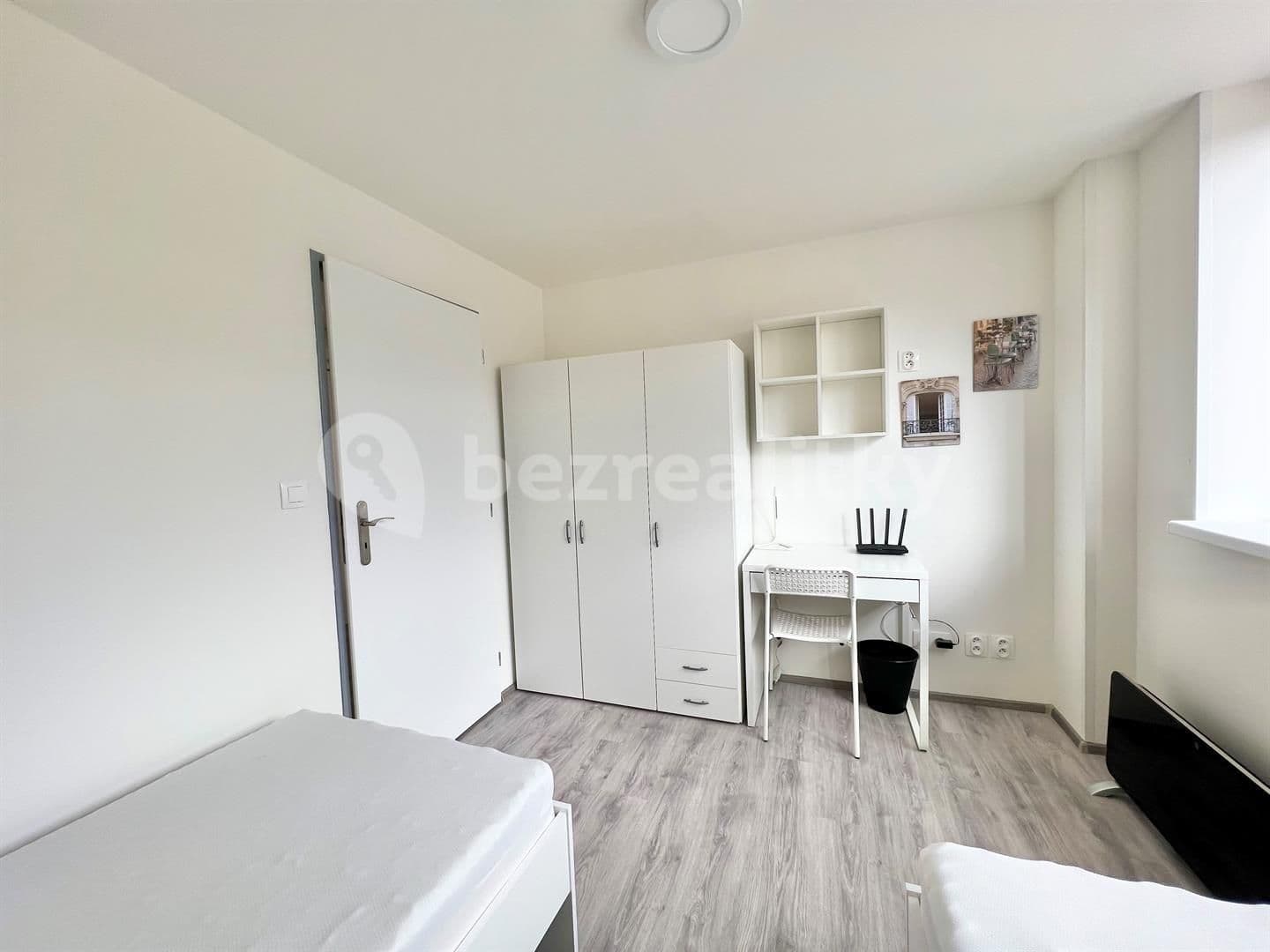 Pronájem bytu 2+1 32 m², Hybešova, Brno, Jihomoravský kraj Pronájem bytu 2+1 32 m², Hybešova, Brno, Jihomoravský kraj