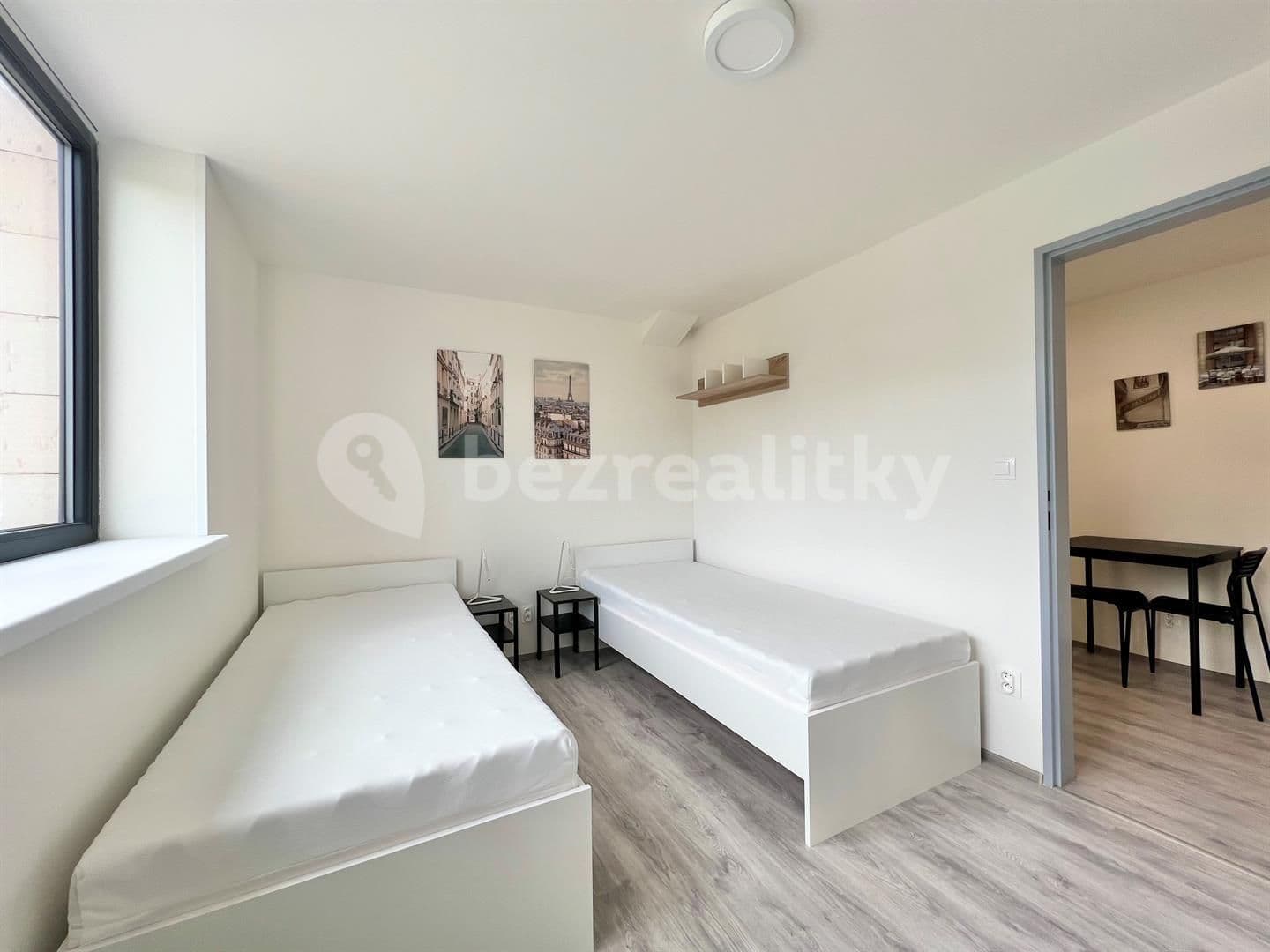 Pronájem bytu 2+1 32 m², Hybešova, Brno, Jihomoravský kraj Pronájem bytu 2+1 32 m², Hybešova, Brno, Jihomoravský kraj