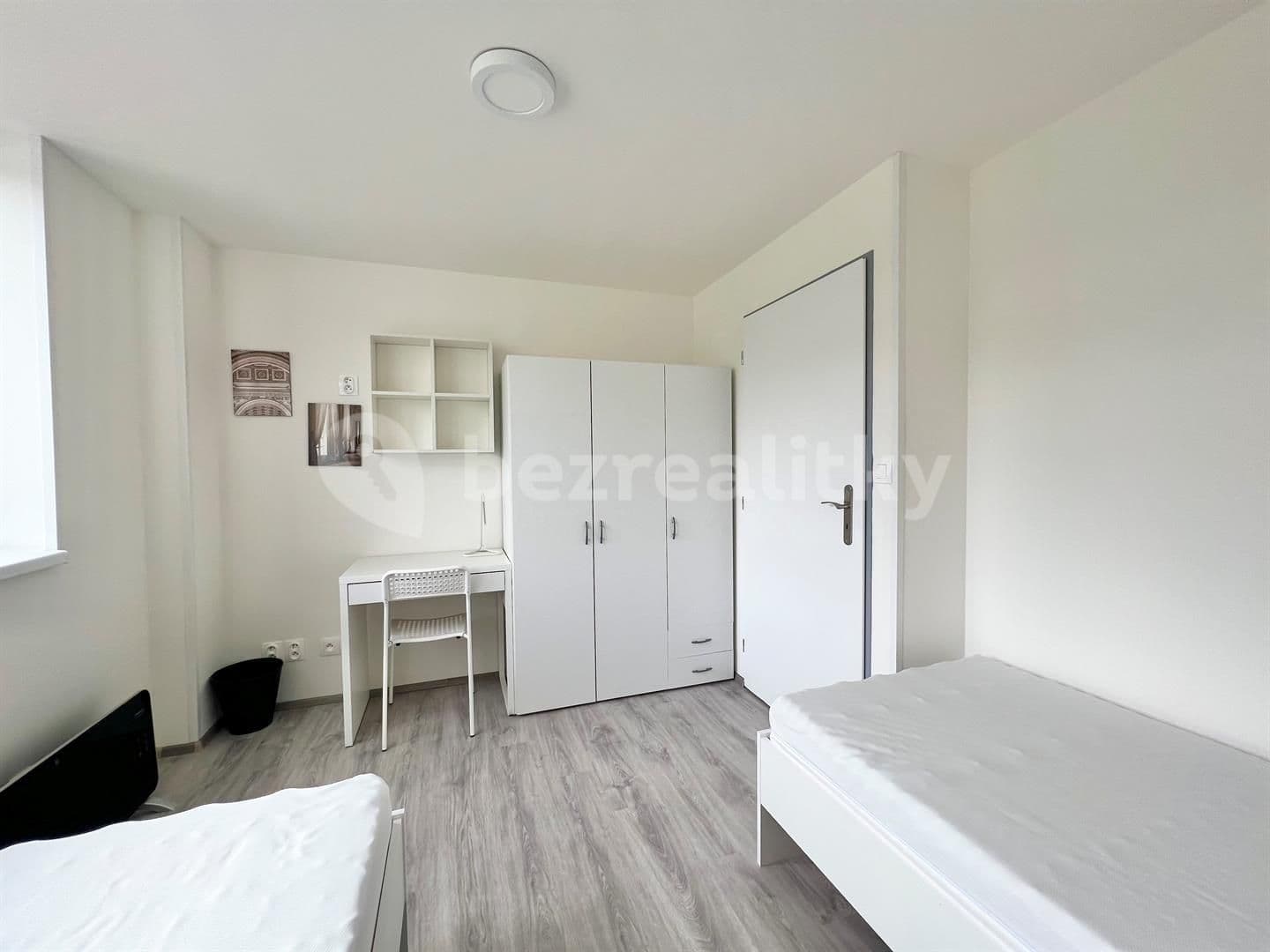 Pronájem bytu 2+1 32 m², Hybešova, Brno, Jihomoravský kraj Pronájem bytu 2+1 32 m², Hybešova, Brno, Jihomoravský kraj