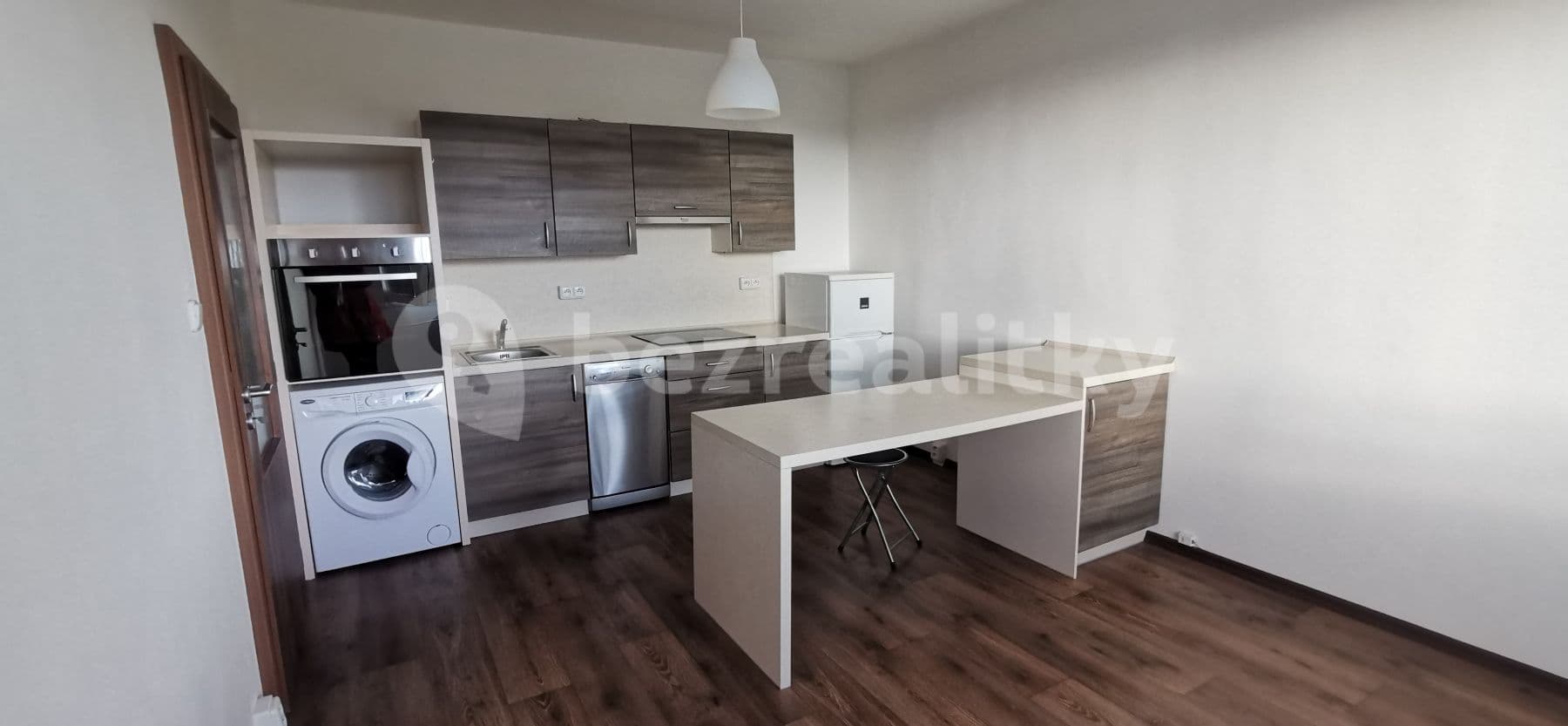 Pronájem bytu 2+kk 44 m², Papírenská, České Budějovice, Jihočeský kraj Pronájem bytu 2+kk 44 m², Papírenská, České Budějovice, Jihočeský kraj