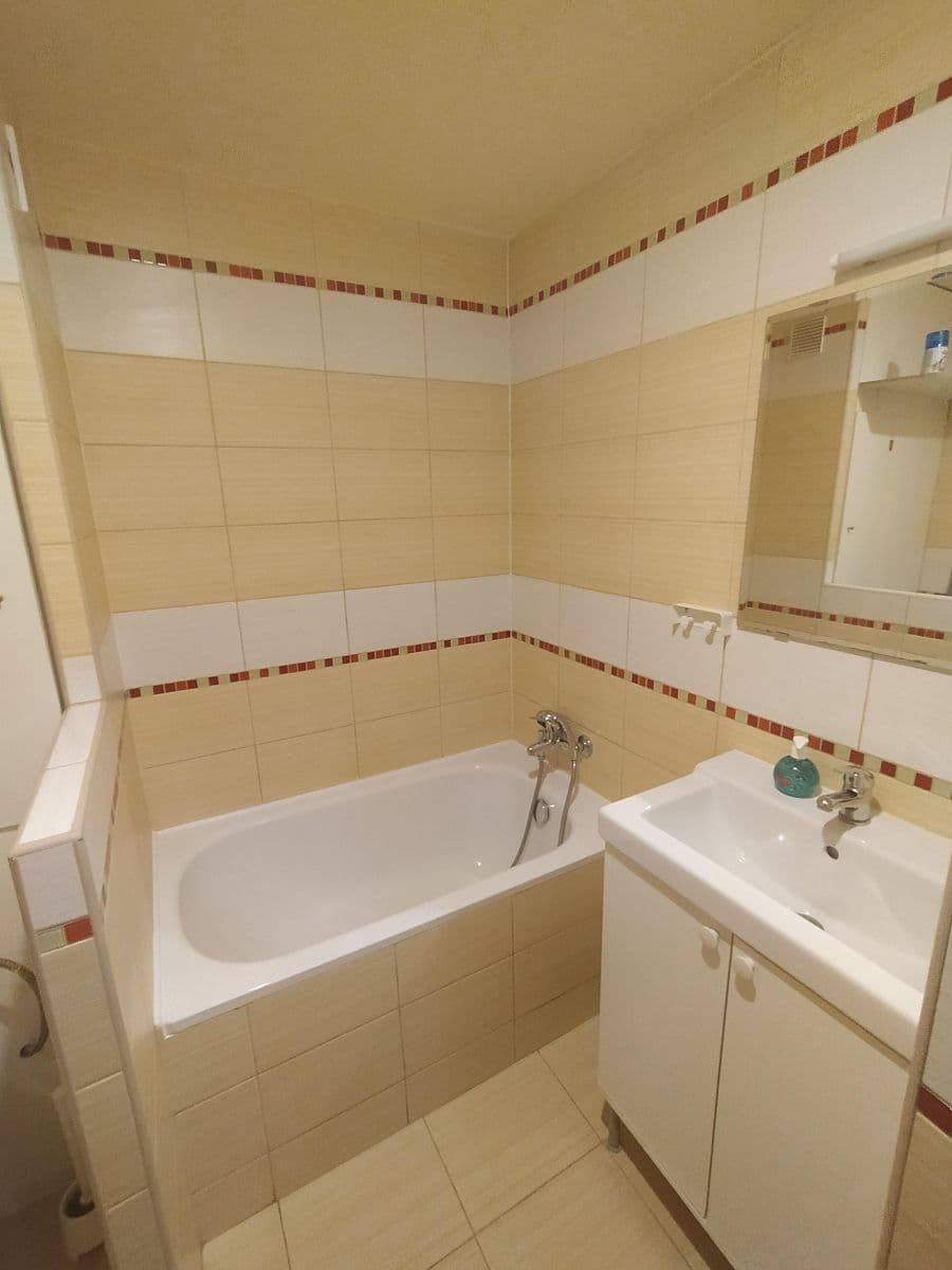Pronájem bytu 1+1 34 m², Jana Opletala, Most, Ústecký kraj Pronájem bytu 1+1 34 m², Jana Opletala, Most, Ústecký kraj