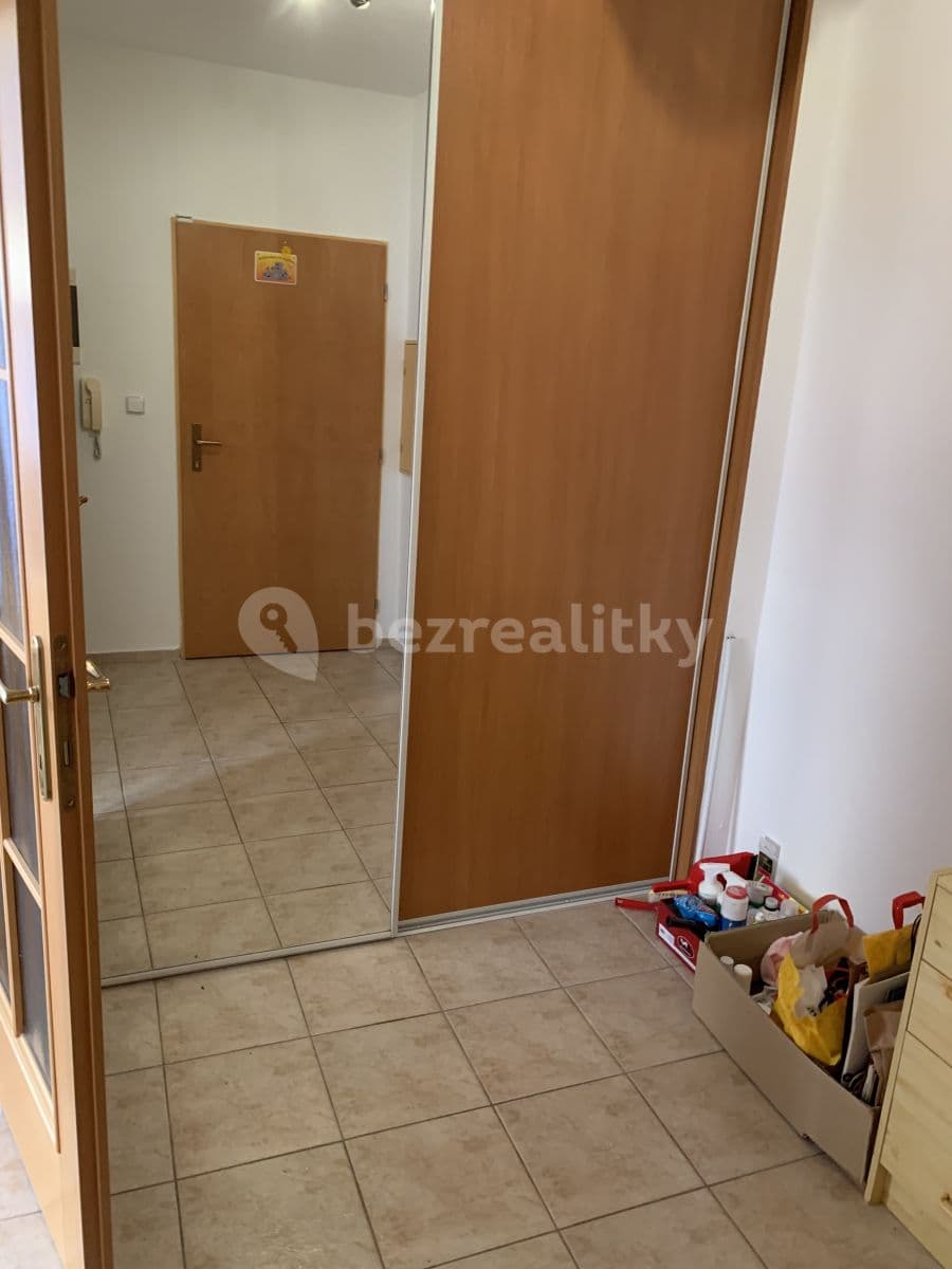 Pronájem bytu 2+kk 58 m², Fialová, Brno, Jihomoravský kraj Pronájem bytu 2+kk 58 m², Fialová, Brno, Jihomoravský kraj