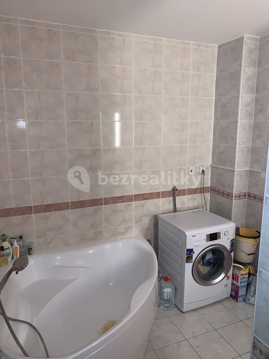 Pronájem bytu 2+kk 58 m², Fialová, Brno, Jihomoravský kraj Pronájem bytu 2+kk 58 m², Fialová, Brno, Jihomoravský kraj