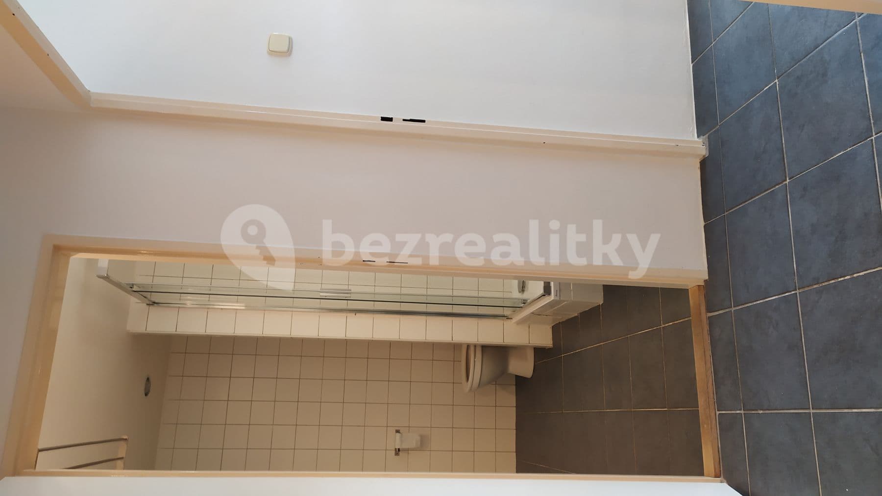 Pronájem bytu 1+kk 34 m², Molákova, Praha, Praha Pronájem bytu 1+kk 34 m², Molákova, Praha, Praha