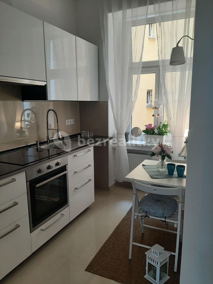 Pronájem bytu 1+1 35 m², Nuselská, Praha, Praha Pronájem bytu 1+1 35 m², Nuselská, Praha, Praha