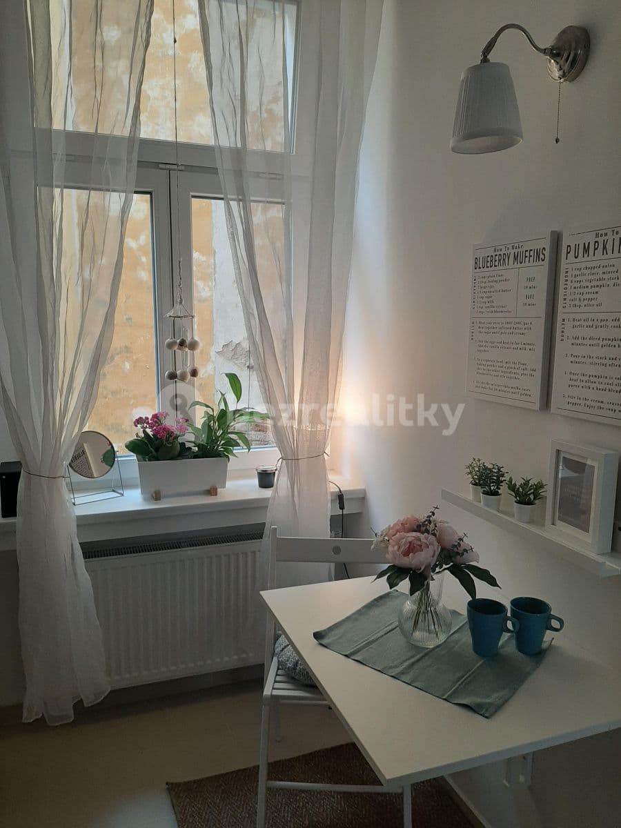 Pronájem bytu 1+1 35 m², Nuselská, Praha, Praha Pronájem bytu 1+1 35 m², Nuselská, Praha, Praha