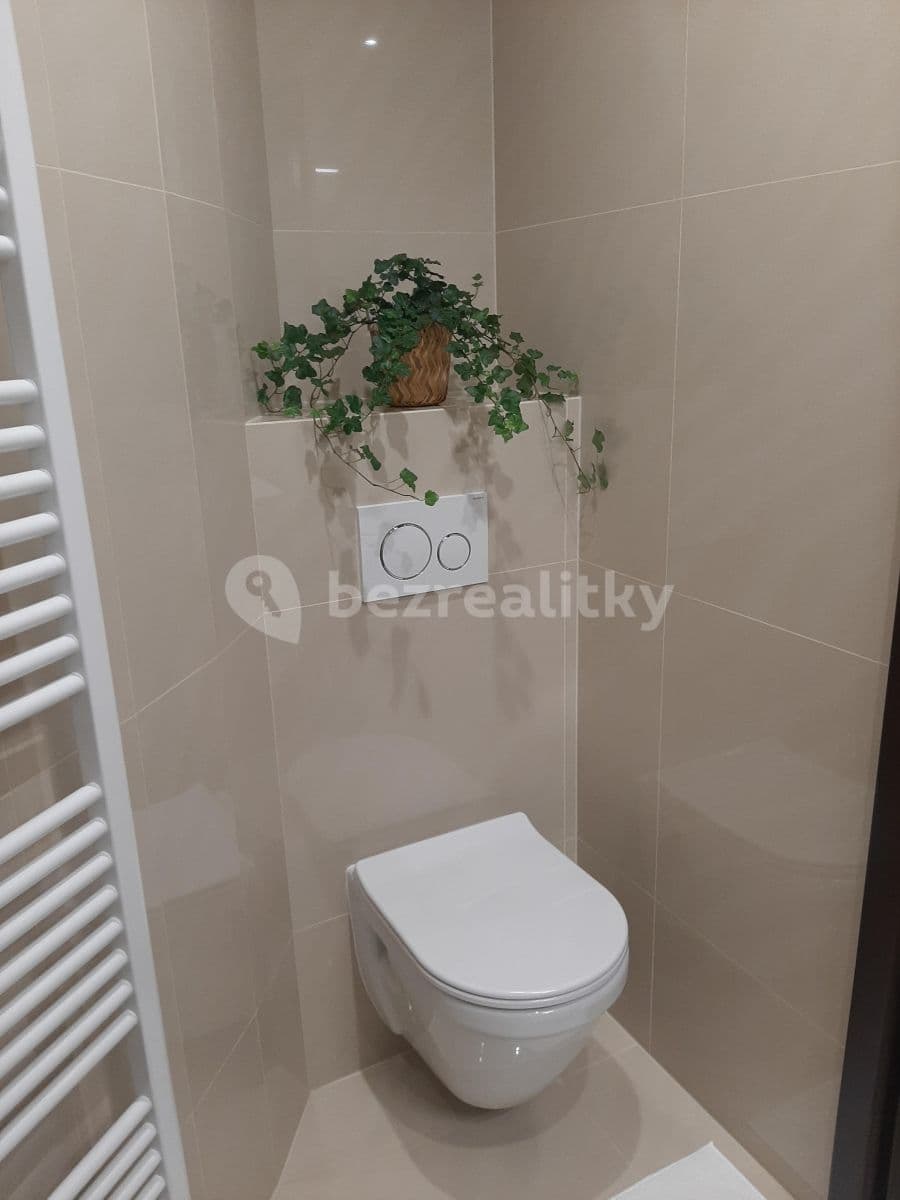 Pronájem bytu 1+1 35 m², Nuselská, Praha, Praha Pronájem bytu 1+1 35 m², Nuselská, Praha, Praha