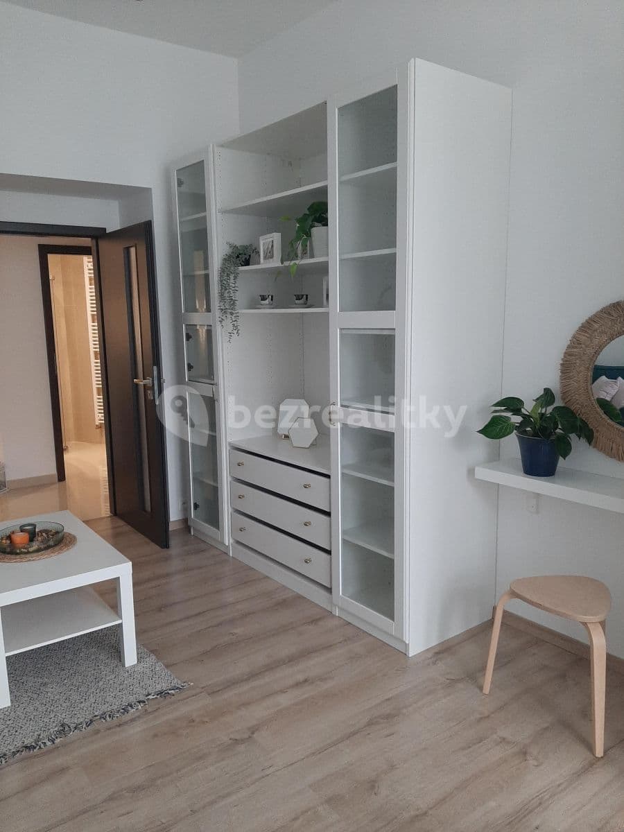 Pronájem bytu 1+1 35 m², Nuselská, Praha, Praha Pronájem bytu 1+1 35 m², Nuselská, Praha, Praha