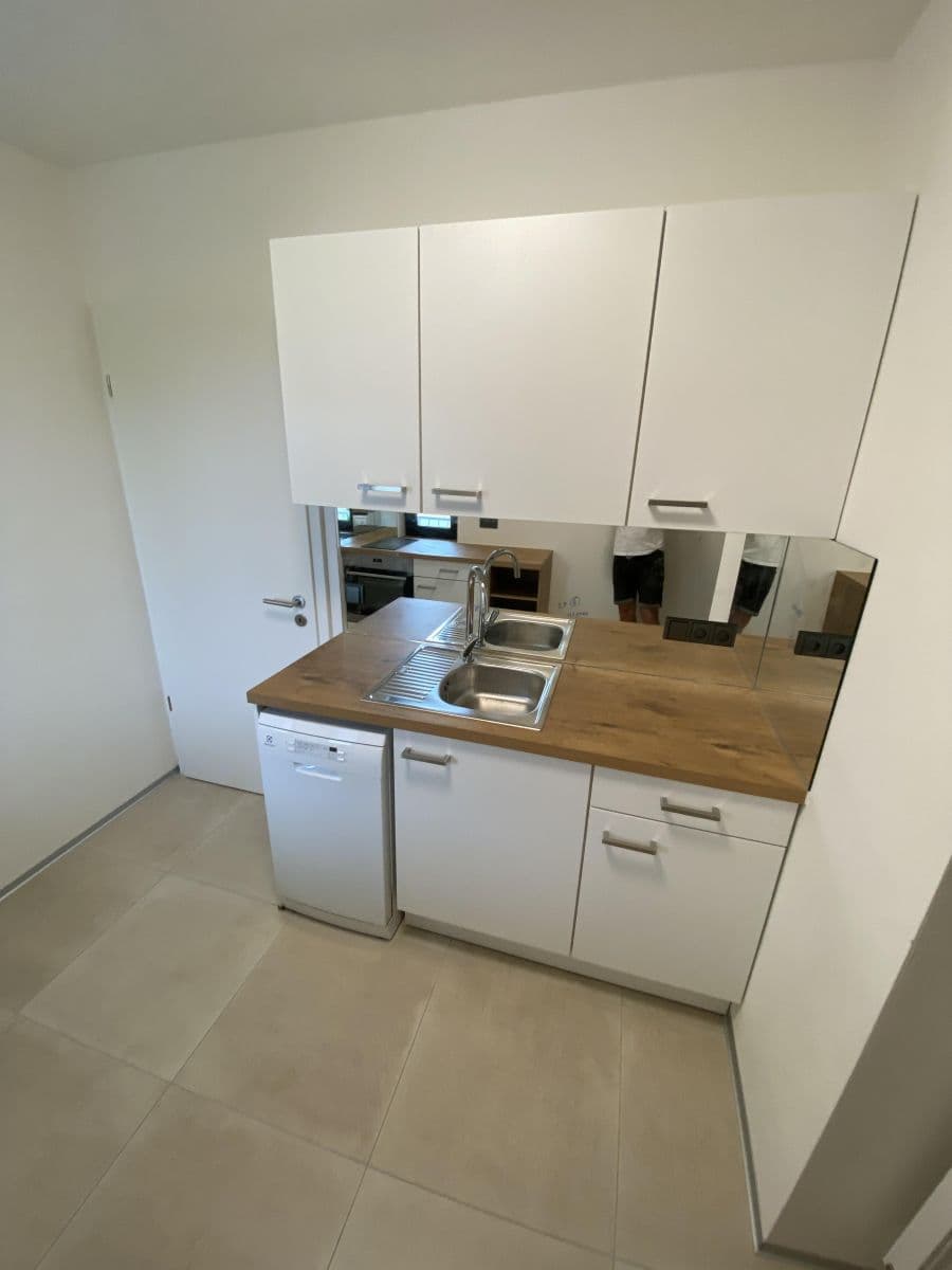 Pronájem bytu 2+kk 52 m², K Vltavě, Praha, Praha Pronájem bytu 2+kk 52 m², K Vltavě, Praha, Praha