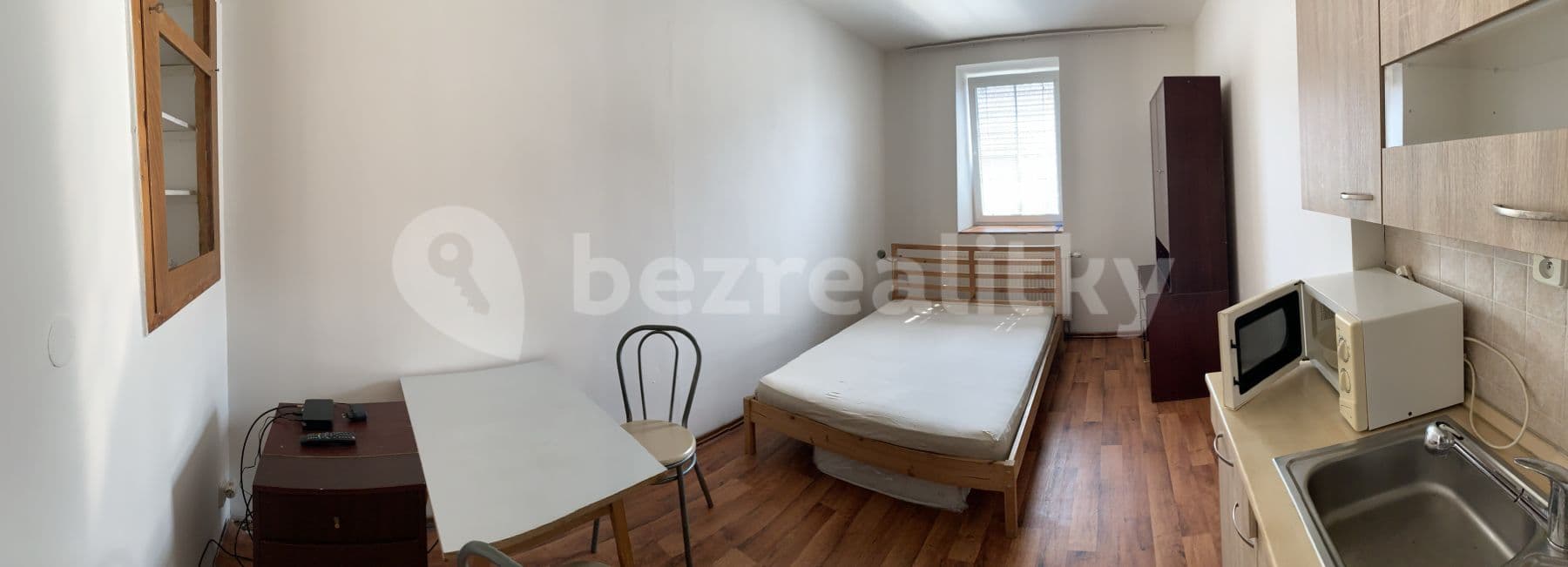Pronájem bytu 1+kk 20 m², Praha, Praha Pronájem bytu 1+kk 20 m², Praha, Praha