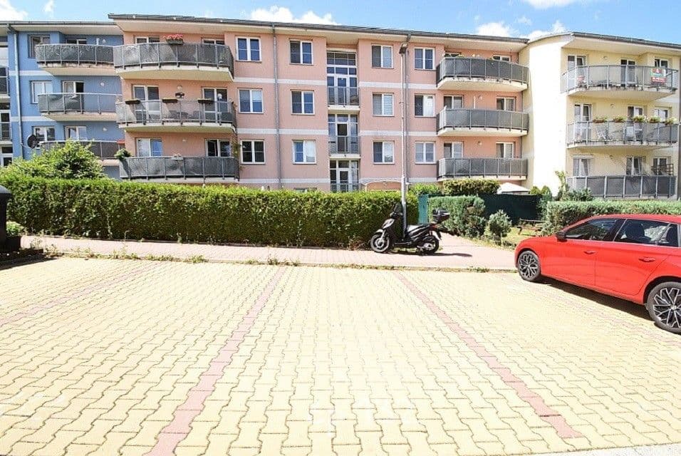 Prodej bytu 2+kk 62 m², Modletice, Středočeský kraj Prodej bytu 2+kk 62 m², Modletice, Středočeský kraj