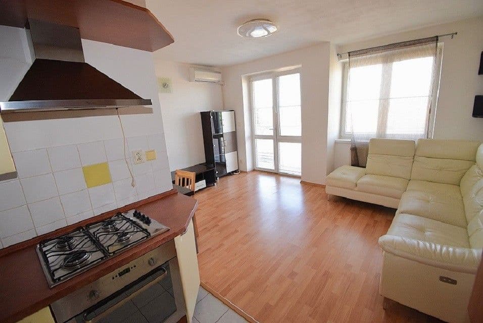 Prodej bytu 2+kk 62 m², Modletice, Středočeský kraj Prodej bytu 2+kk 62 m², Modletice, Středočeský kraj