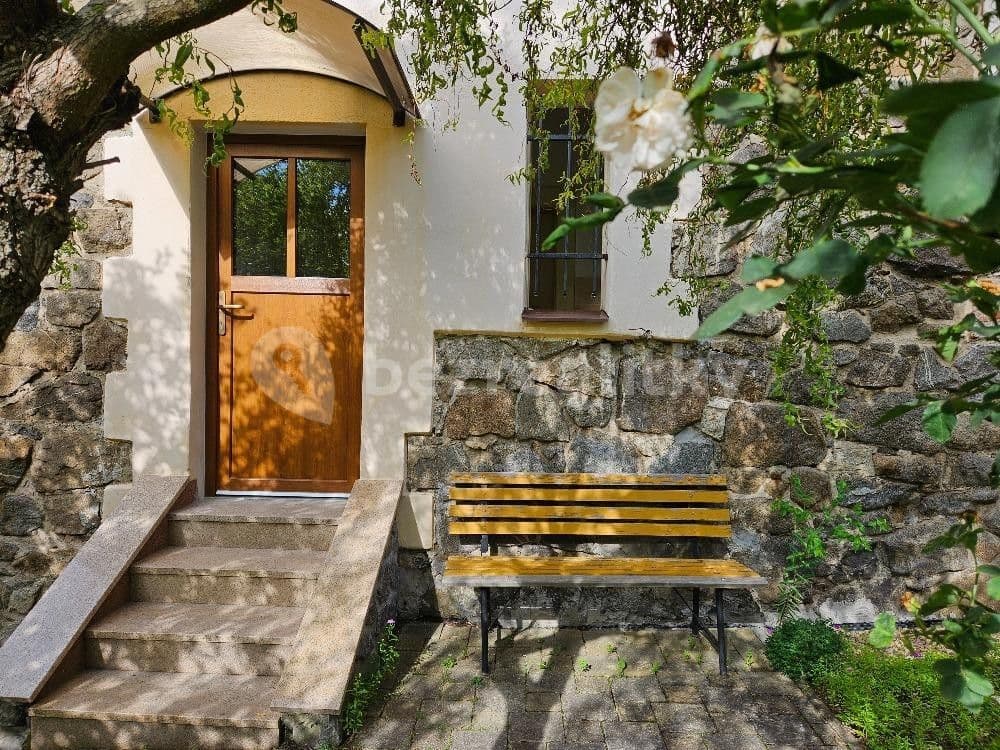 Pronájem bytu 1+1 40 m², Tismenická, Tábor, Jihočeský kraj Pronájem bytu 1+1 40 m², Tismenická, Tábor, Jihočeský kraj