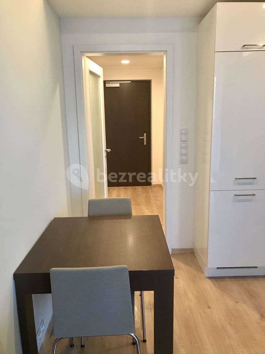 Pronájem bytu 1+kk 26 m², Mukařovského, Praha, Praha Pronájem bytu 1+kk 26 m², Mukařovského, Praha, Praha