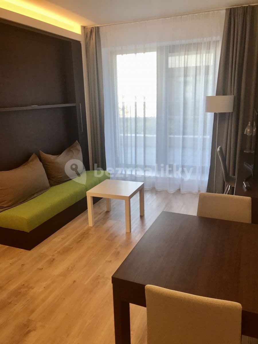 Pronájem bytu 1+kk 26 m², Mukařovského, Praha, Praha Pronájem bytu 1+kk 26 m², Mukařovského, Praha, Praha