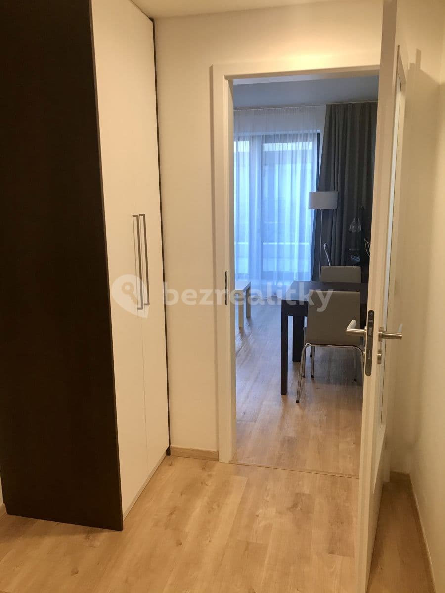 Pronájem bytu 1+kk 26 m², Mukařovského, Praha, Praha Pronájem bytu 1+kk 26 m², Mukařovského, Praha, Praha