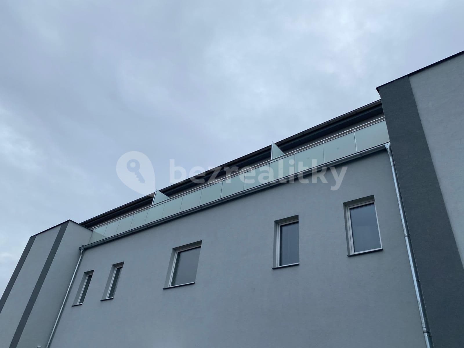 Pronájem bytu 2+kk 59 m², Důl Libušín, Libušín, Středočeský kraj Pronájem bytu 2+kk 59 m², Důl Libušín, Libušín, Středočeský kraj
