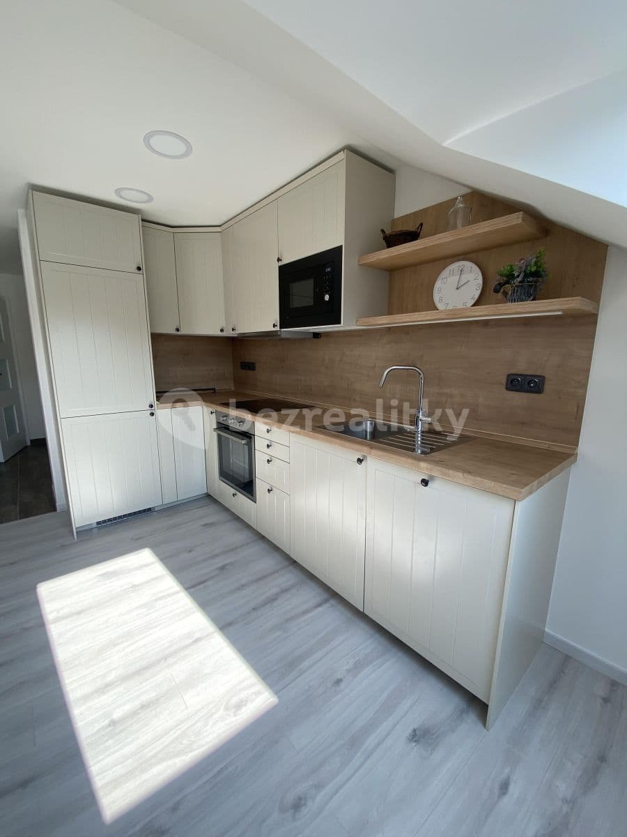 Pronájem bytu 2+kk 59 m², Důl Libušín, Libušín, Středočeský kraj Pronájem bytu 2+kk 59 m², Důl Libušín, Libušín, Středočeský kraj