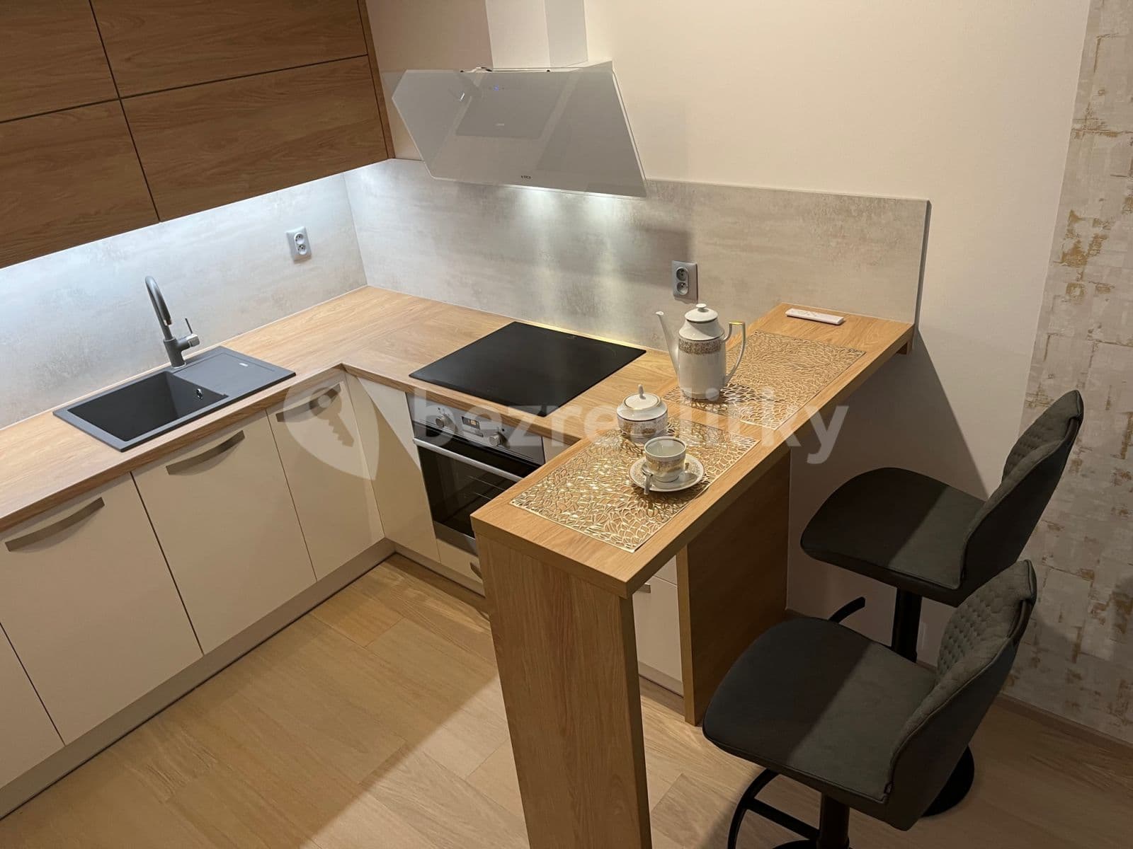 Pronájem bytu 1+kk 42 m², Vorařská, Praha, Praha Pronájem bytu 1+kk 42 m², Vorařská, Praha, Praha