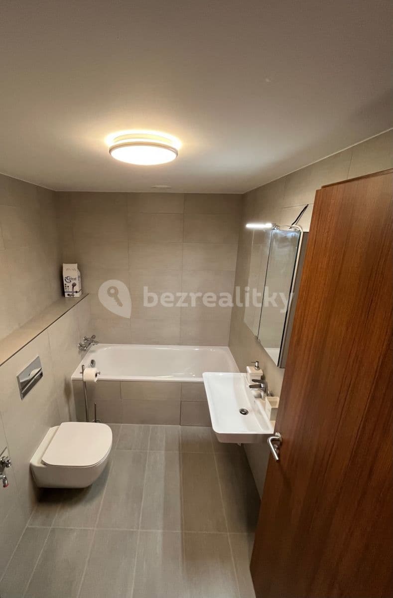 Pronájem bytu 1+kk 42 m², Vorařská, Praha, Praha Pronájem bytu 1+kk 42 m², Vorařská, Praha, Praha