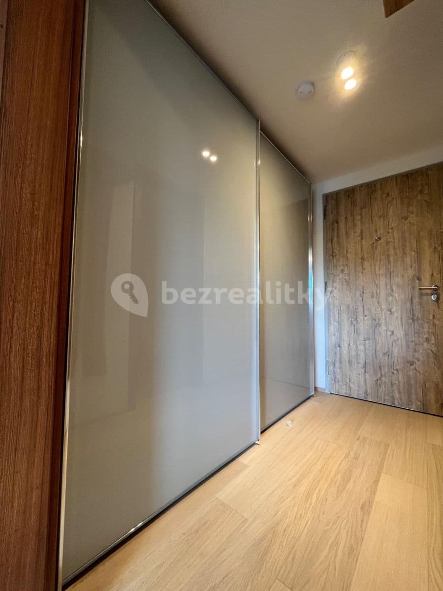 Pronájem bytu 1+kk 42 m², Vorařská, Praha, Praha Pronájem bytu 1+kk 42 m², Vorařská, Praha, Praha