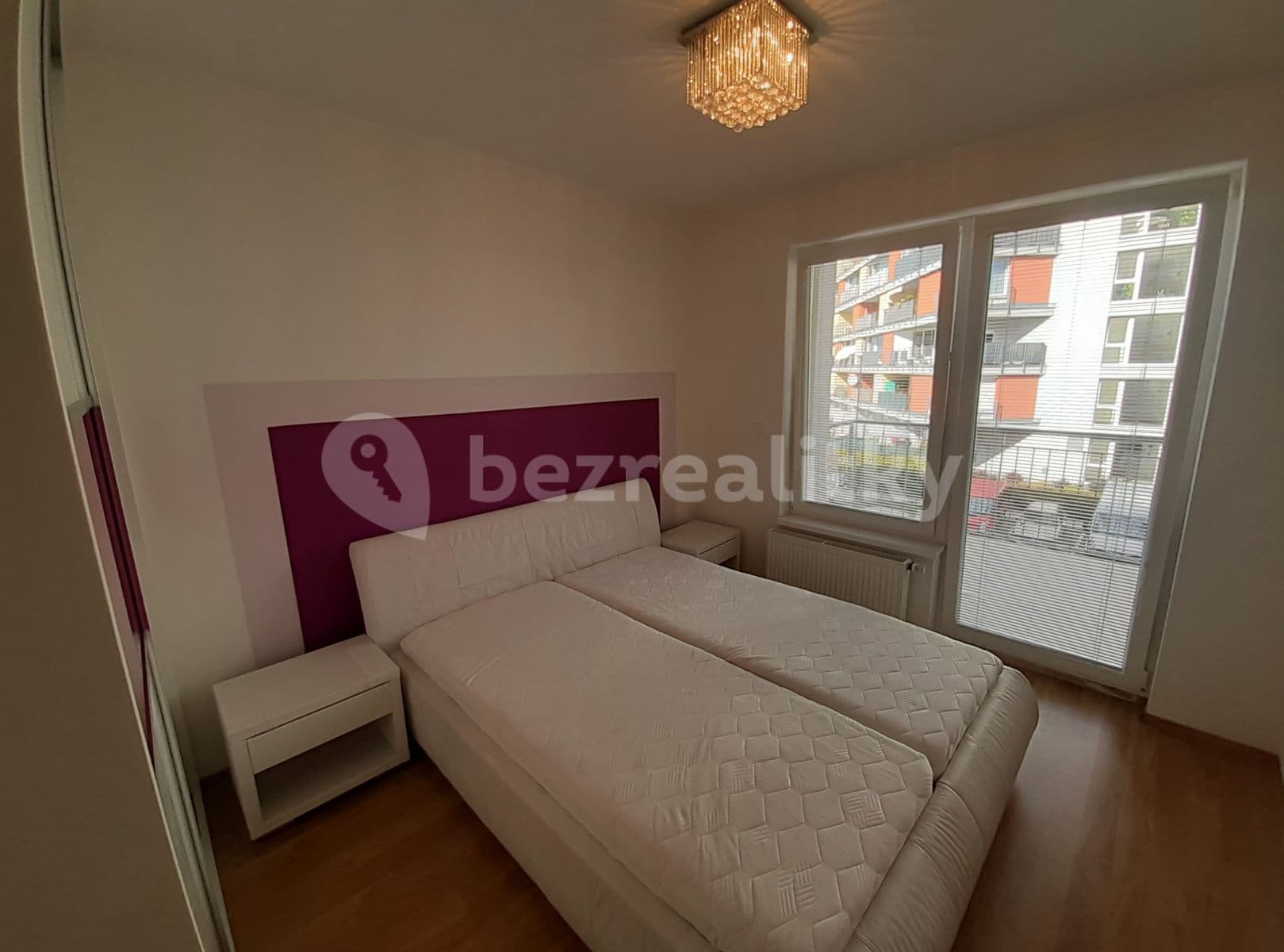 Pronájem bytu 3+kk 80 m², Sazovická, Praha, Praha Pronájem bytu 3+kk 80 m², Sazovická, Praha, Praha