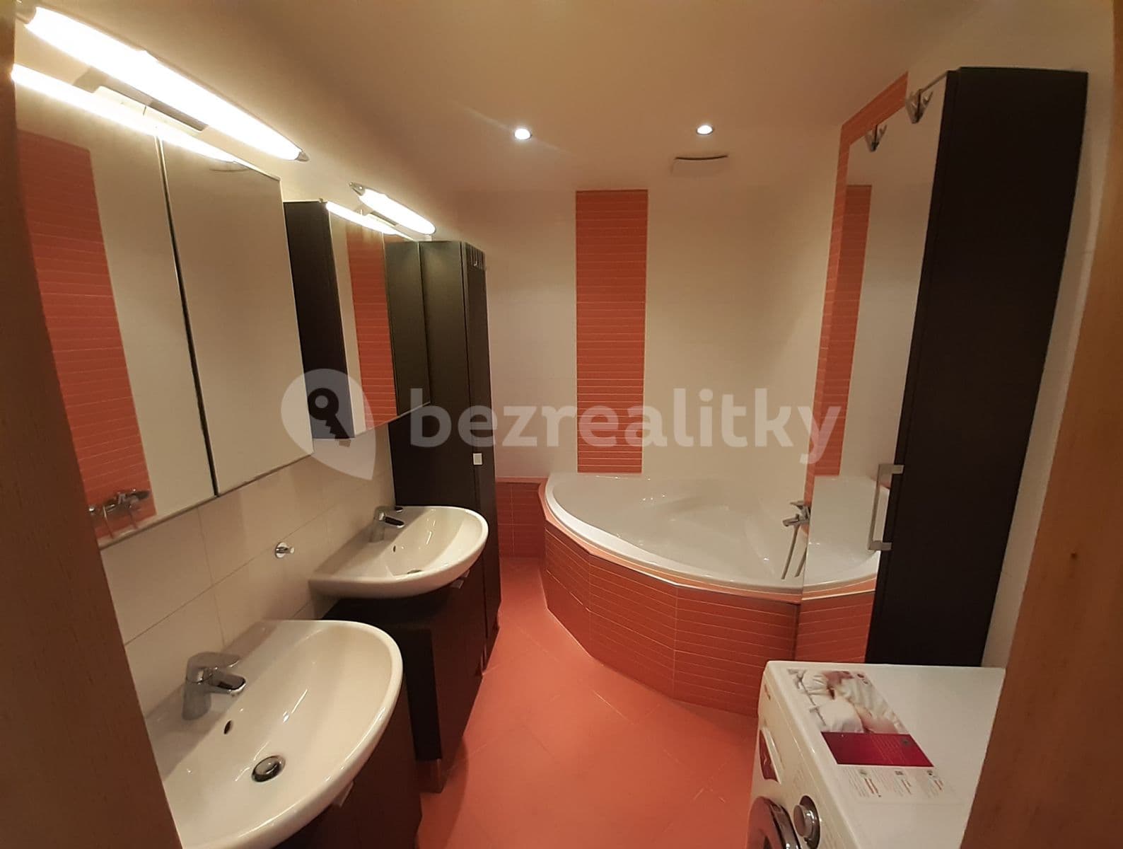Pronájem bytu 3+kk 80 m², Sazovická, Praha, Praha Pronájem bytu 3+kk 80 m², Sazovická, Praha, Praha