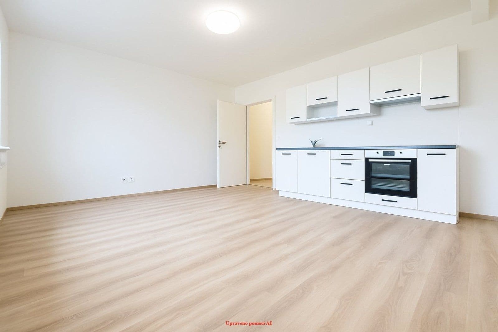 Pronájem bytu 1+kk 30 m², Sadová, Ostrava, Moravskoslezský kraj Pronájem bytu 1+kk 30 m², Sadová, Ostrava, Moravskoslezský kraj