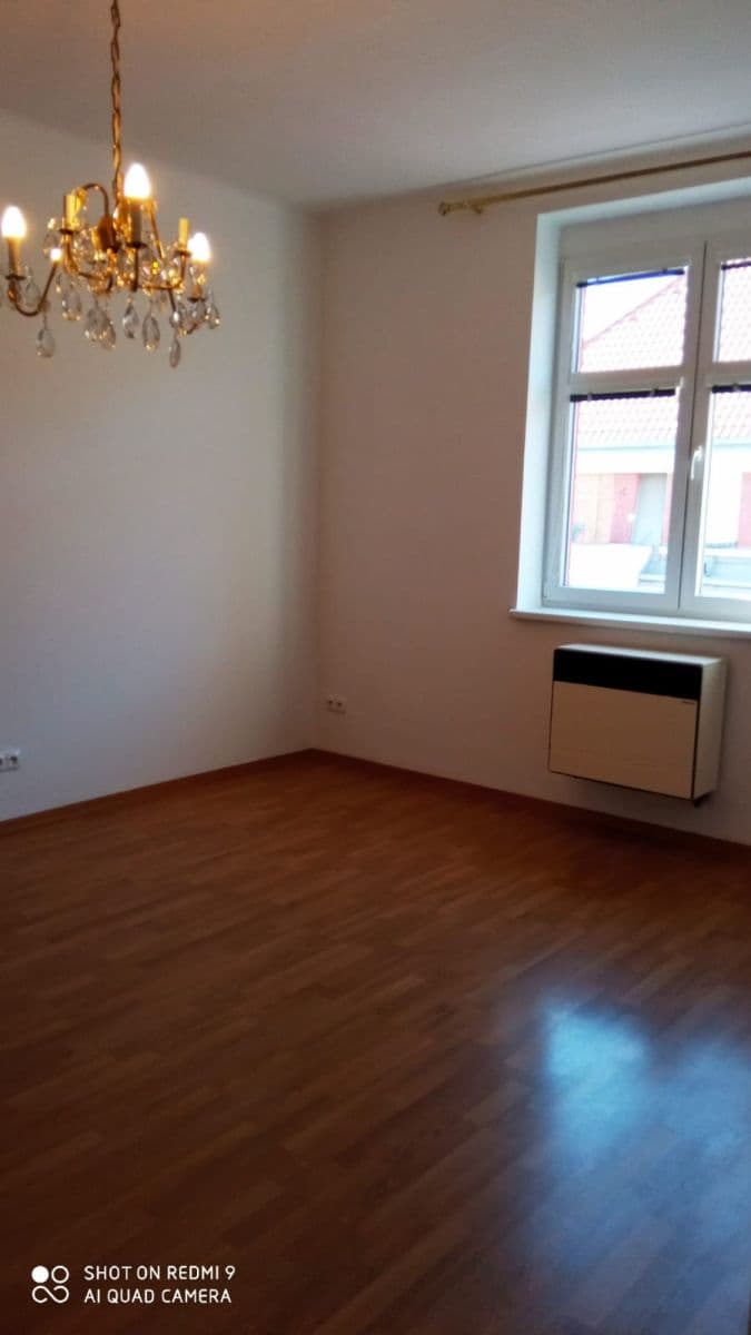 Pronájem bytu 1+kk 27 m², Písecká, Praha, Praha Pronájem bytu 1+kk 27 m², Písecká, Praha, Praha