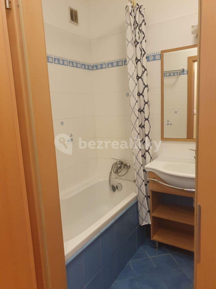 Pronájem bytu 3+kk 68 m², Březinova, Kolín, Středočeský kraj Pronájem bytu 3+kk 68 m², Březinova, Kolín, Středočeský kraj