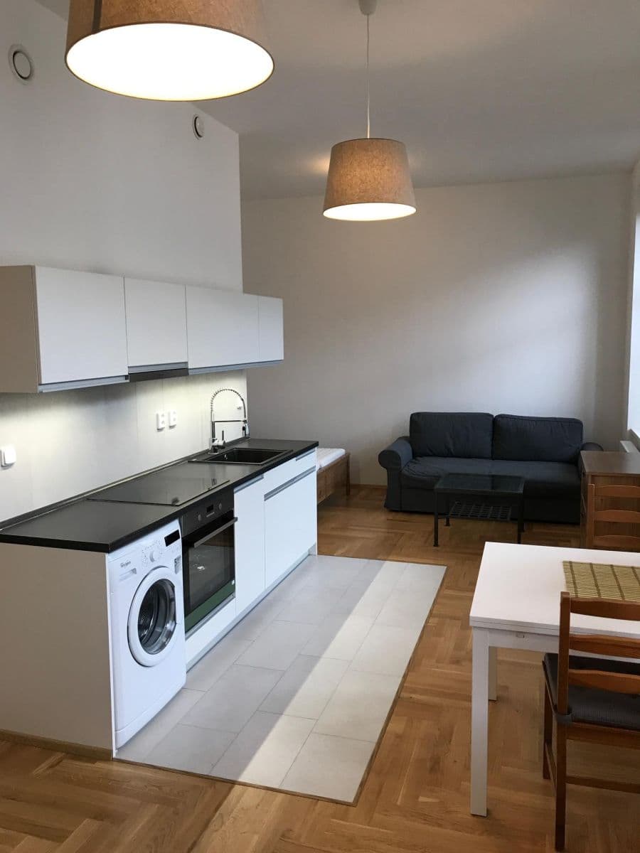 Pronájem bytu 1+kk 34 m², Olomouc, Olomoucký kraj Pronájem bytu 1+kk 34 m², Olomouc, Olomoucký kraj