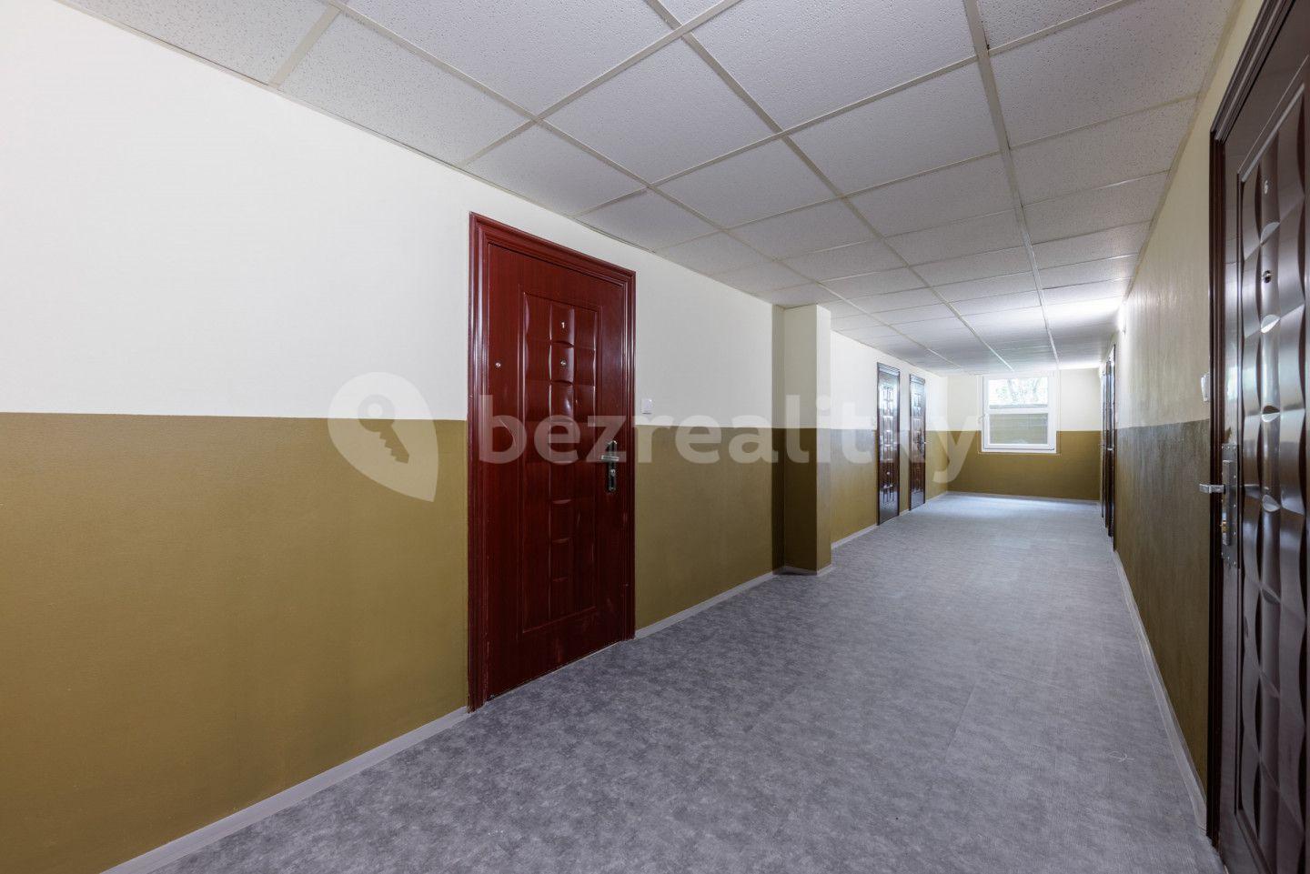 Prodej bytu 1+kk 26 m², Charkovská, Karlovy Vary, Karlovarský kraj