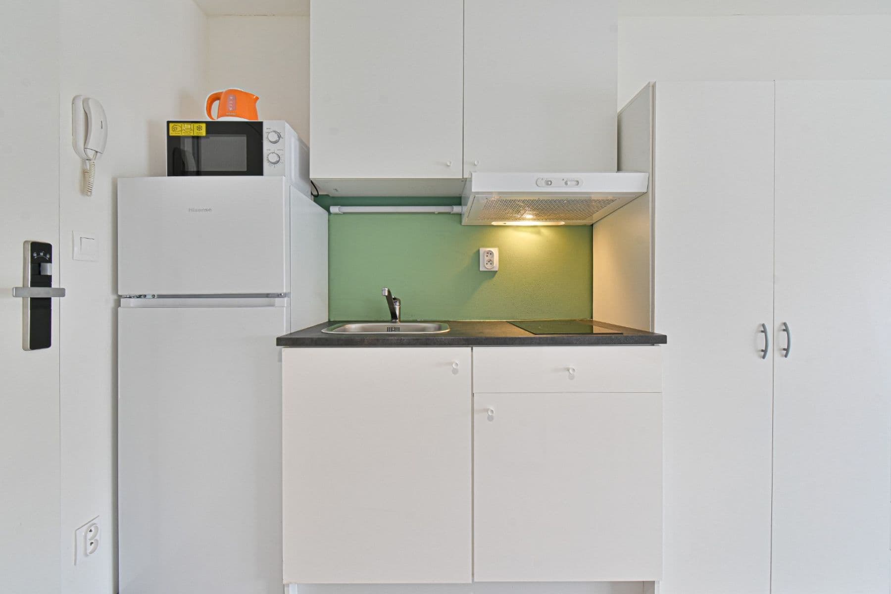 Pronájem bytu 1+kk 16 m², Hybešova, Brno, Jihomoravský kraj Pronájem bytu 1+kk 16 m², Hybešova, Brno, Jihomoravský kraj