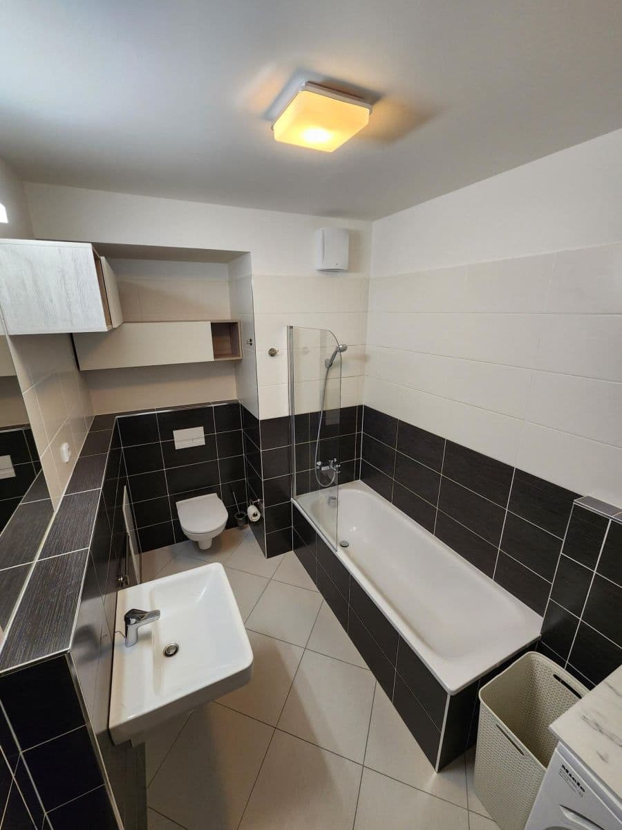 Pronájem bytu 2+kk 53 m², Klementova, Praha, Praha Pronájem bytu 2+kk 53 m², Klementova, Praha, Praha