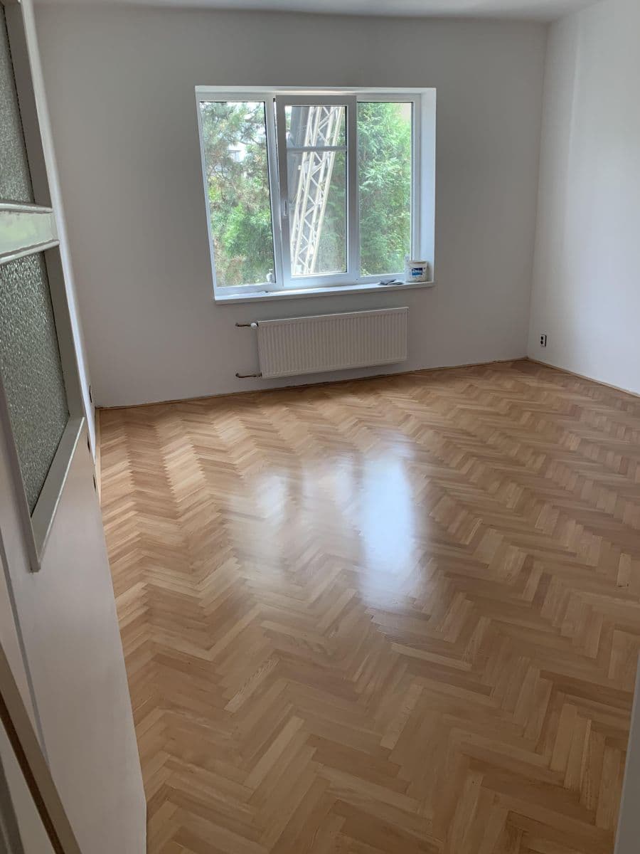 Pronájem bytu 2+1 75 m², Mišákova, Olomouc, Olomoucký kraj Pronájem bytu 2+1 75 m², Mišákova, Olomouc, Olomoucký kraj