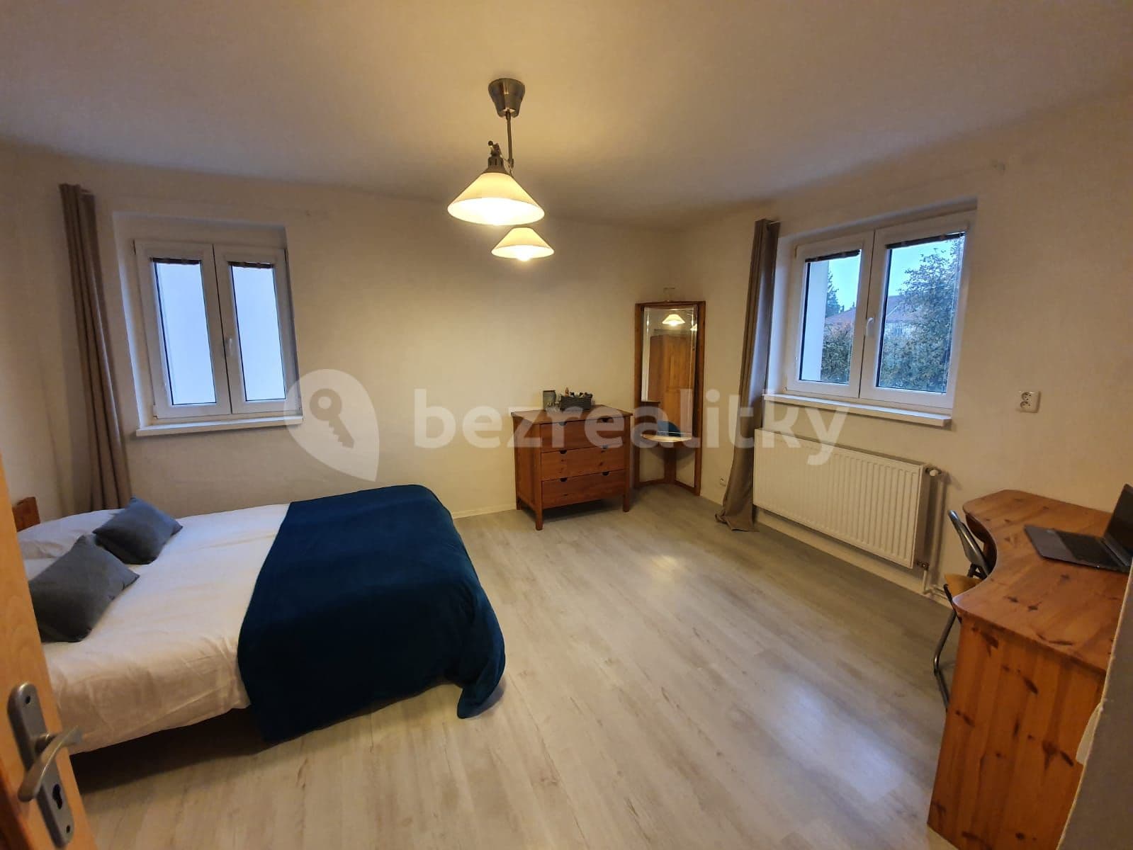 Pronájem bytu 2+1 65 m², Vysokoškolská, Praha, Praha Pronájem bytu 2+1 65 m², Vysokoškolská, Praha, Praha