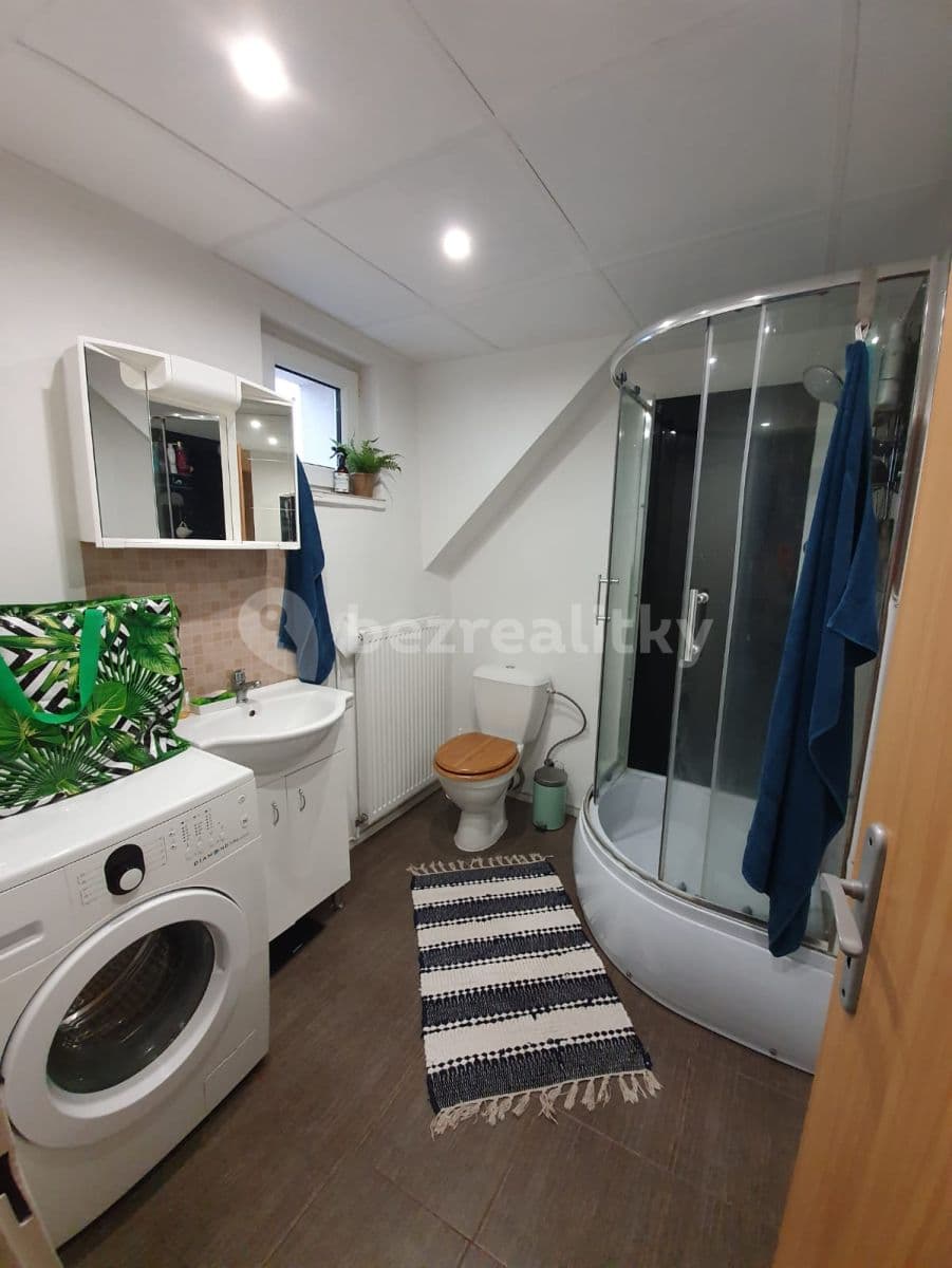 Pronájem bytu 2+1 65 m², Vysokoškolská, Praha, Praha Pronájem bytu 2+1 65 m², Vysokoškolská, Praha, Praha