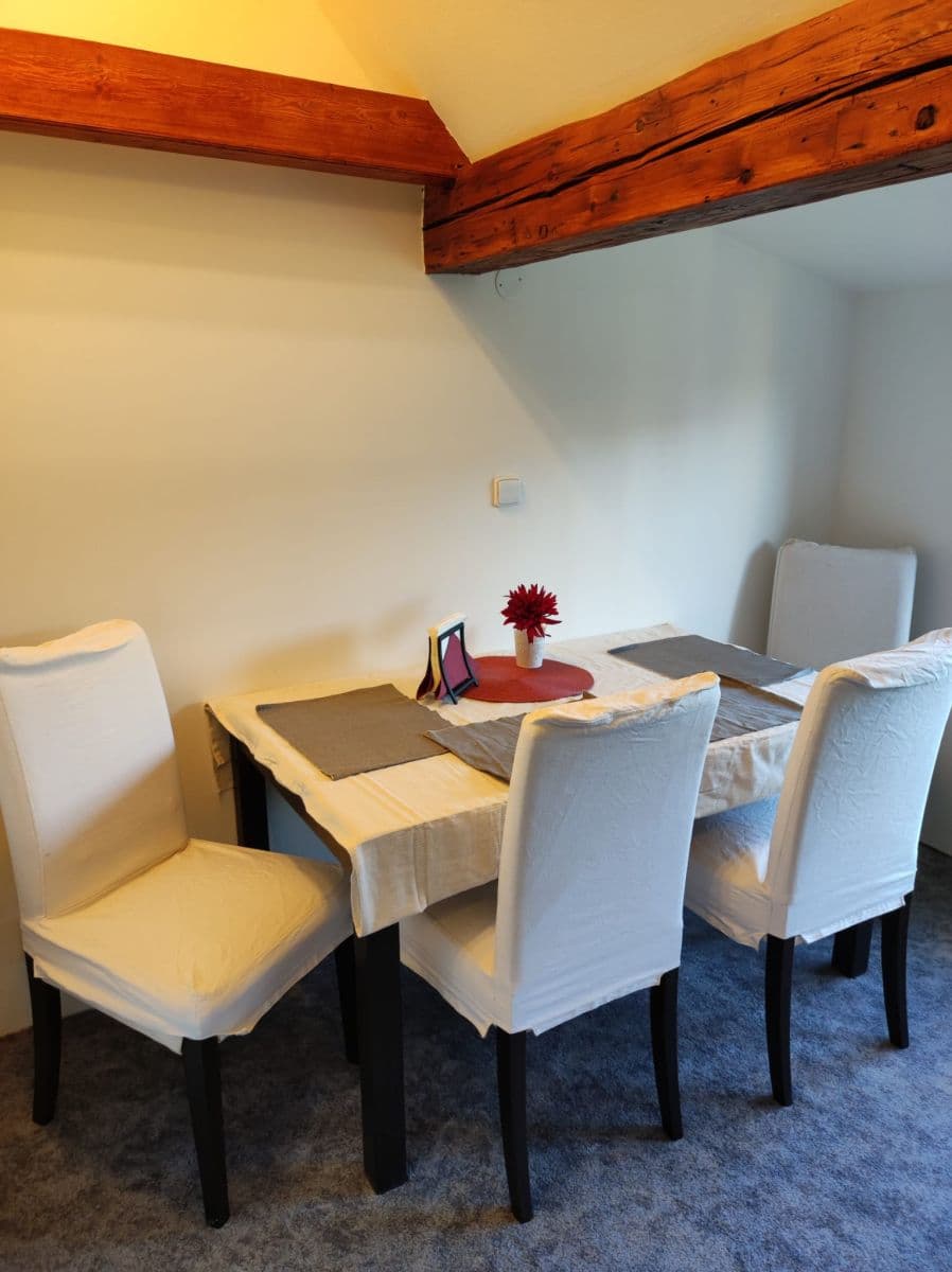 Pronájem bytu 1+1 70 m², Úzká, Nový Jáchymov, Středočeský kraj Pronájem bytu 1+1 70 m², Úzká, Nový Jáchymov, Středočeský kraj