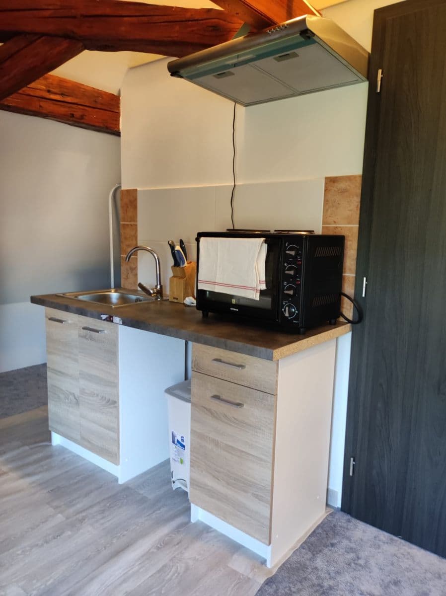 Pronájem bytu 1+1 70 m², Úzká, Nový Jáchymov, Středočeský kraj Pronájem bytu 1+1 70 m², Úzká, Nový Jáchymov, Středočeský kraj