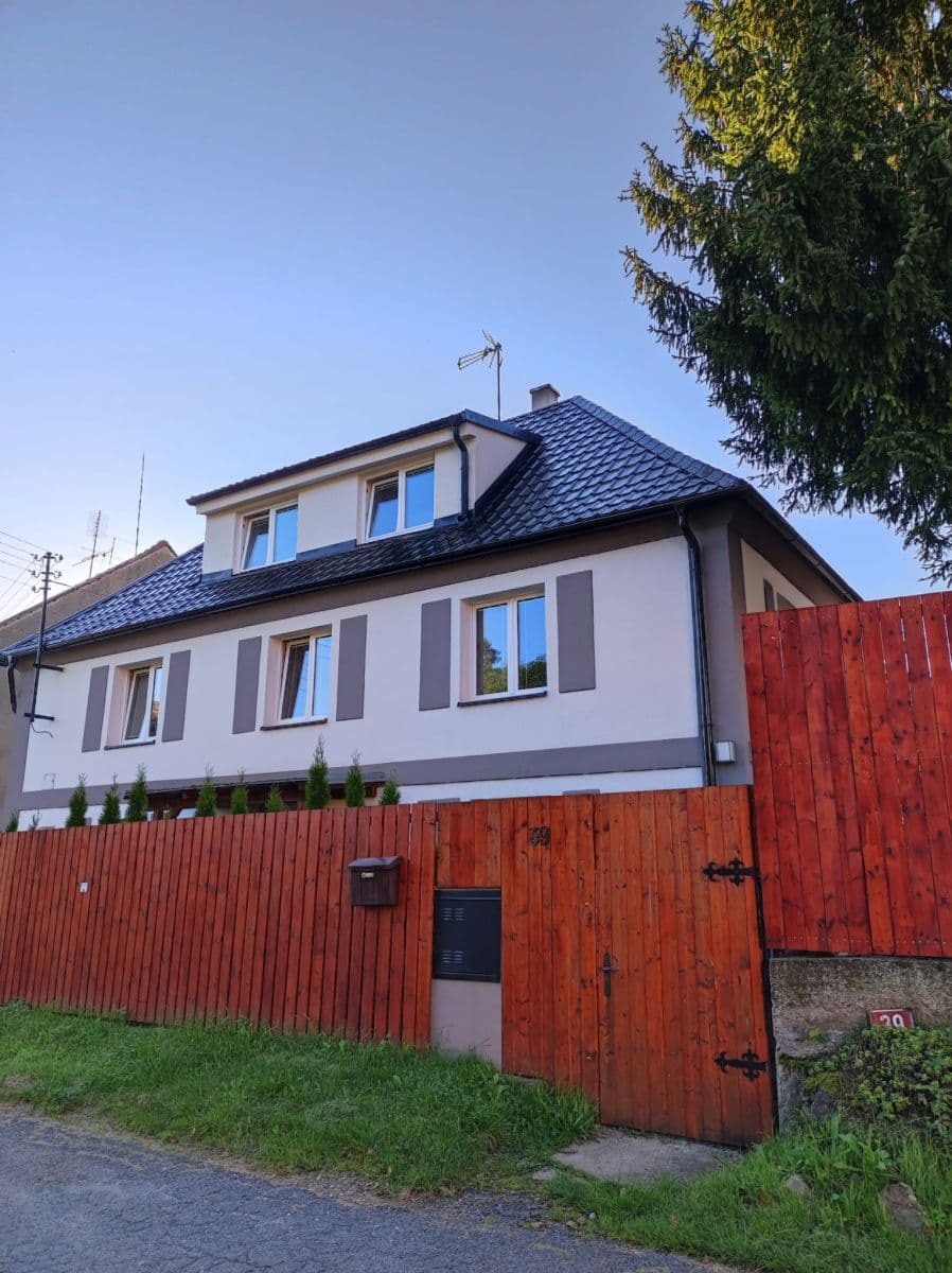 Pronájem bytu 1+1 70 m², Úzká, Nový Jáchymov, Středočeský kraj Pronájem bytu 1+1 70 m², Úzká, Nový Jáchymov, Středočeský kraj