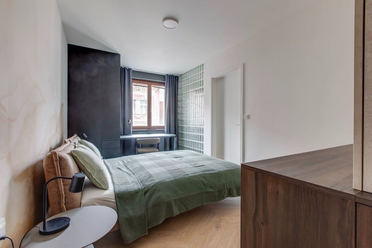 Pronájem bytu 2+kk 43 m², Husitská, Praha, Praha Pronájem bytu 2+kk 43 m², Husitská, Praha, Praha